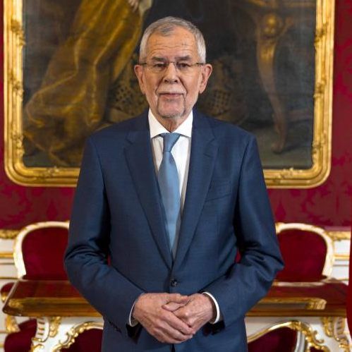 VdB spricht von einem "unwirklichen Frühling 2020"