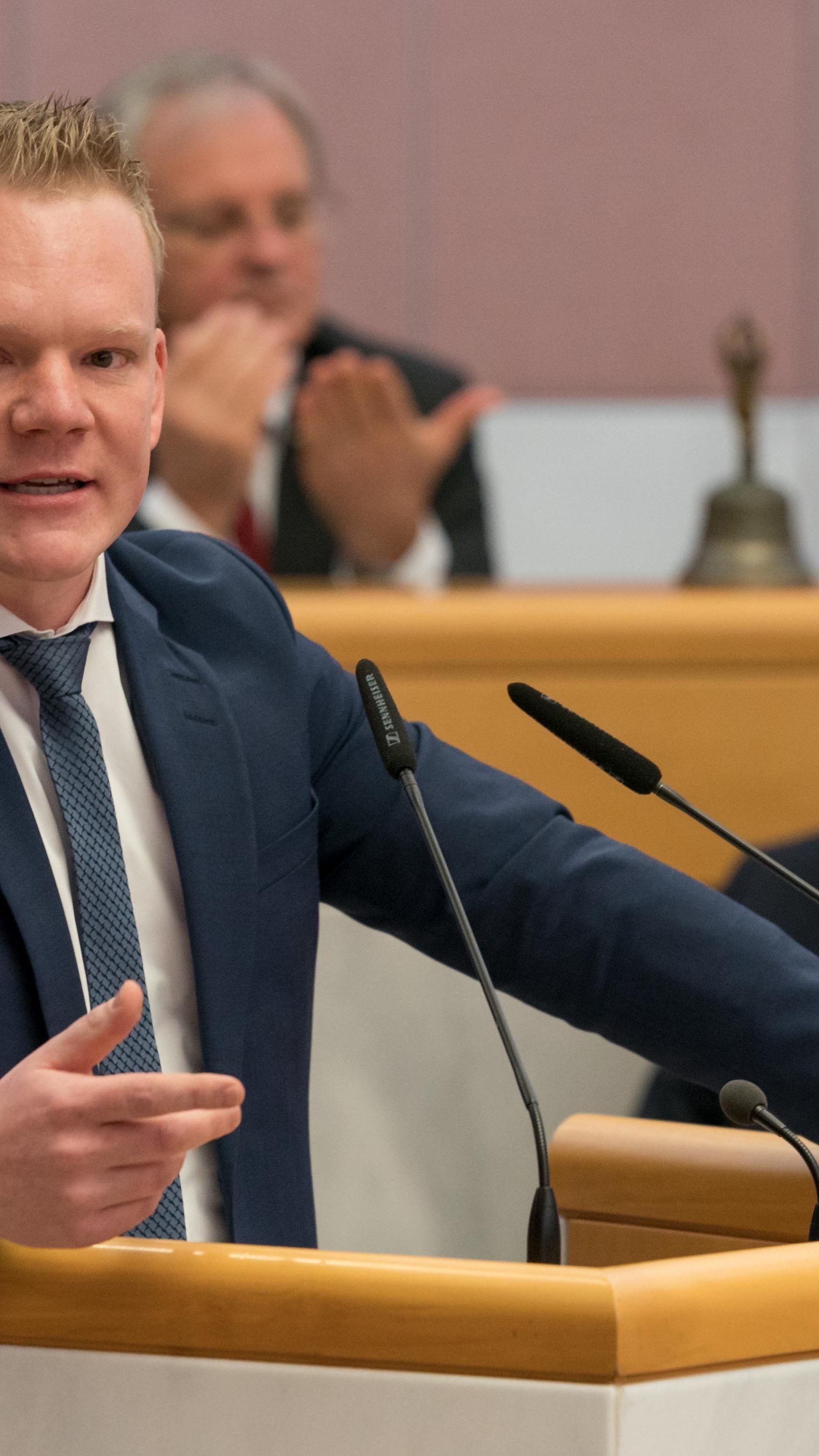 Die geplanten Maßnahmen der Regierung stoßen auf harte Kritik von Christof Bitschi.