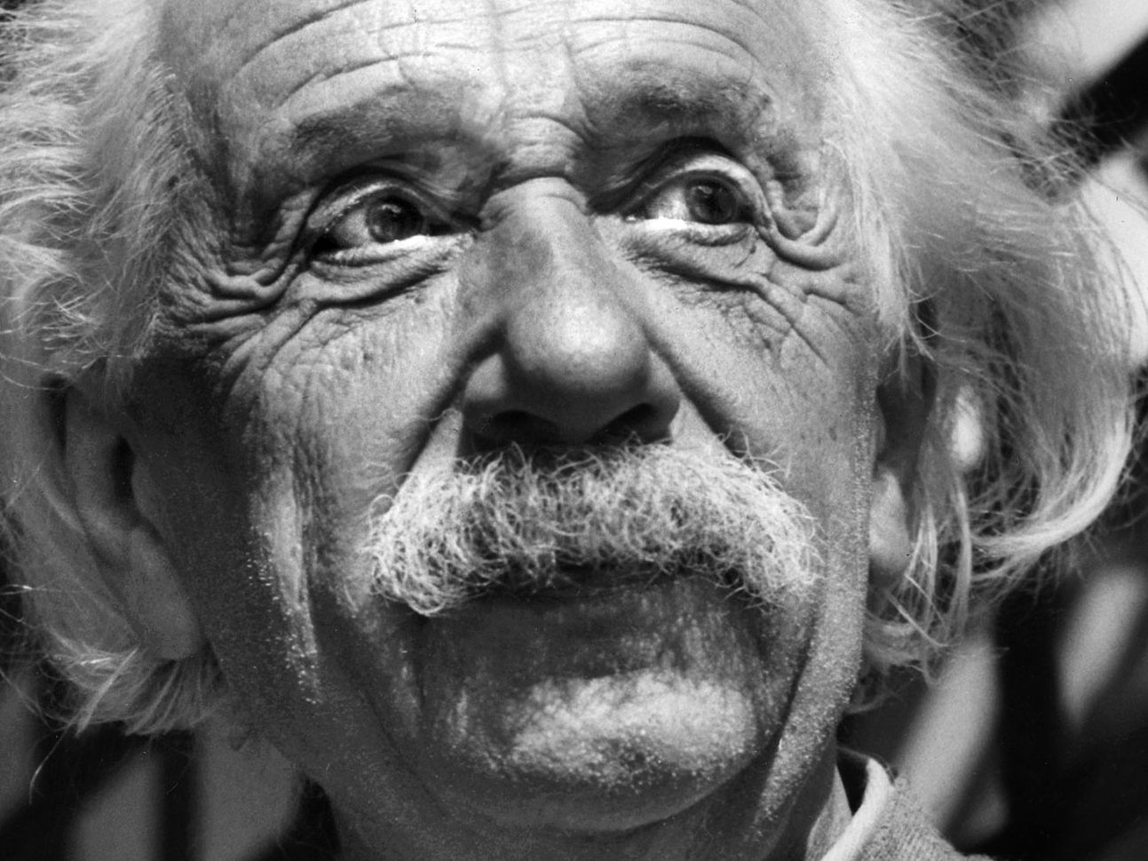 Fast 30 Jahre lange Messungen haben Einsteins Theorie bestätigt. Fast 30 Jahre lange Messungen haben Einsteins Theorie bestätigt.