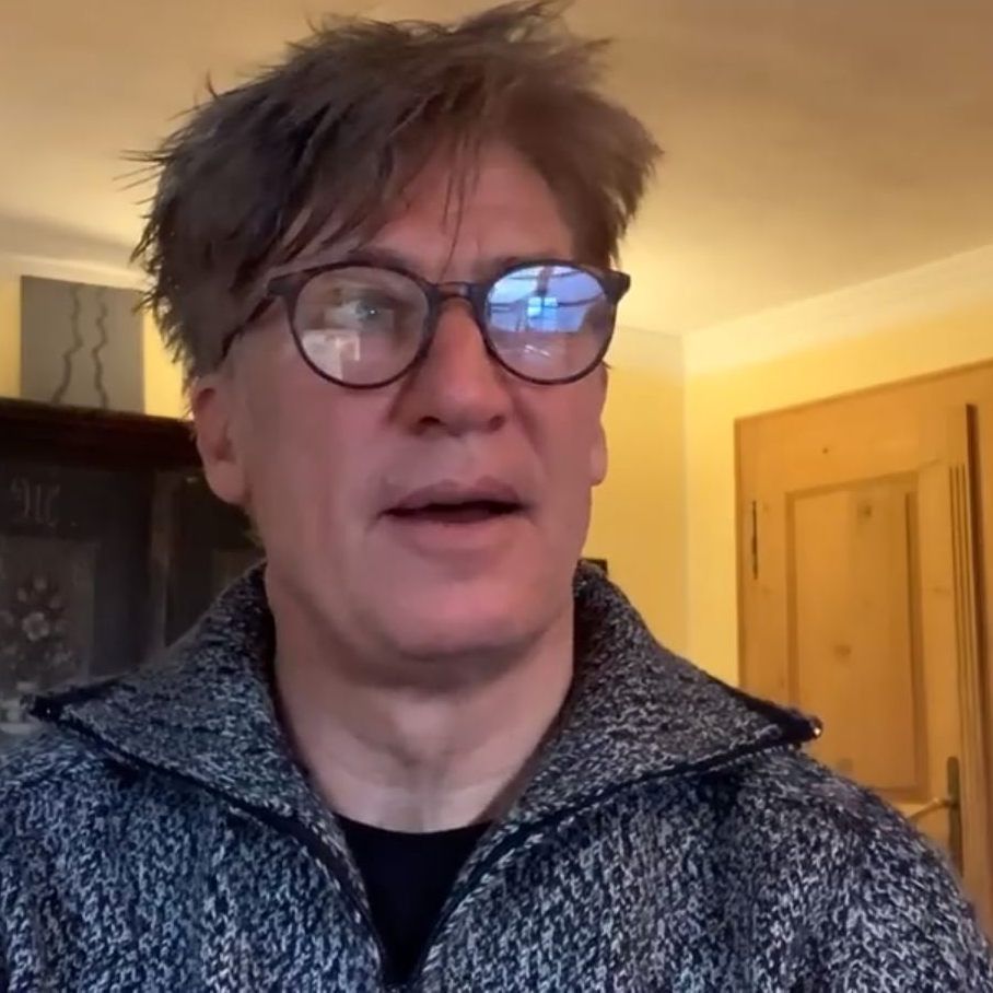 Der Tiroler Schauspieler Tobias Moretti zeigt sich erbost über die heftige Kritik an seiner Heimat.