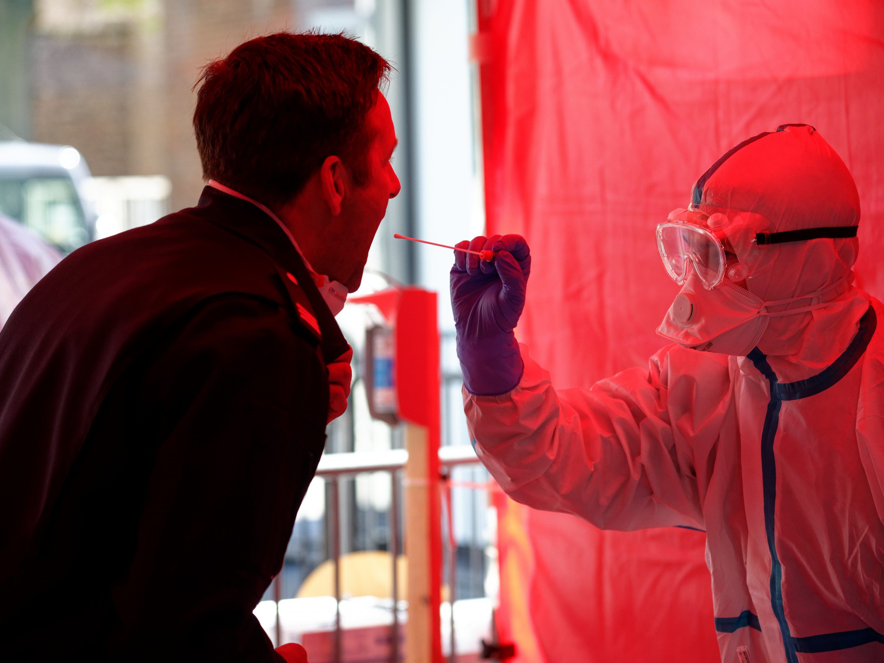 1.500 Personen in Schlüsselberufen wurden gezielt auf das Coronavirus getestet. 1.500 Personen in Schlüsselberufen wurden gezielt auf das Coronavirus getestet.
