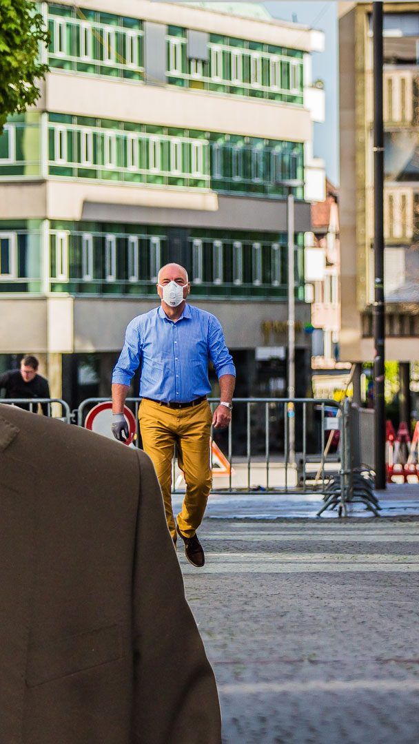 Am Dienstag hat die Bundesregierung die Lockerung der Ausgangsbeschränkungen verkündet - das sagt LH Wallner dazu.