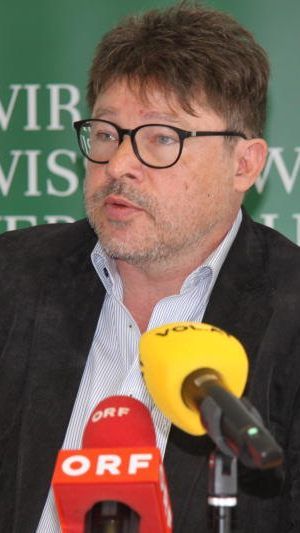 Burkhard Walla