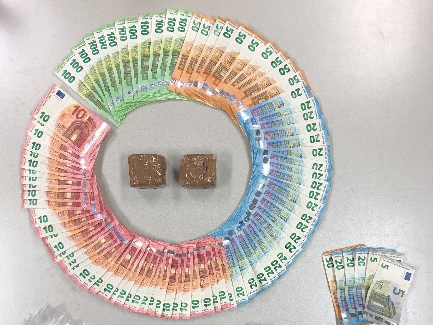 Die Polizei konnte rund 200 Gramm Heroin sicherstellen.