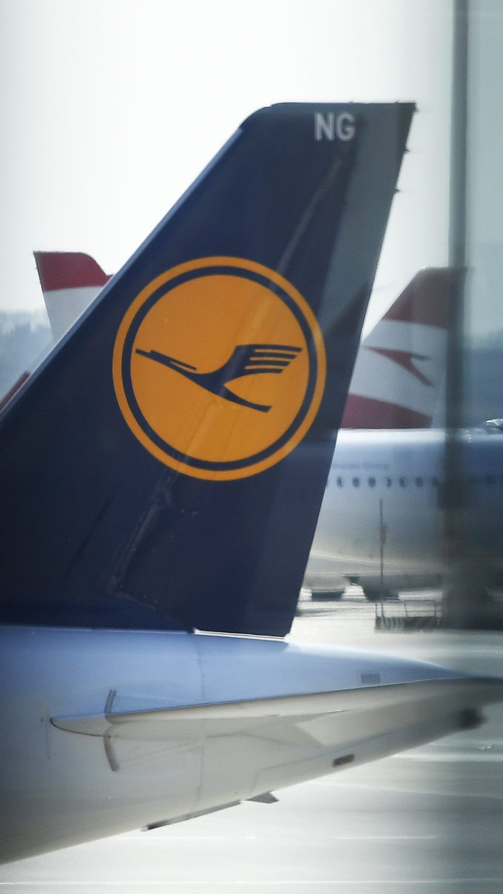 Die Corona-Krise setzt der Lufthansa schwer zu.