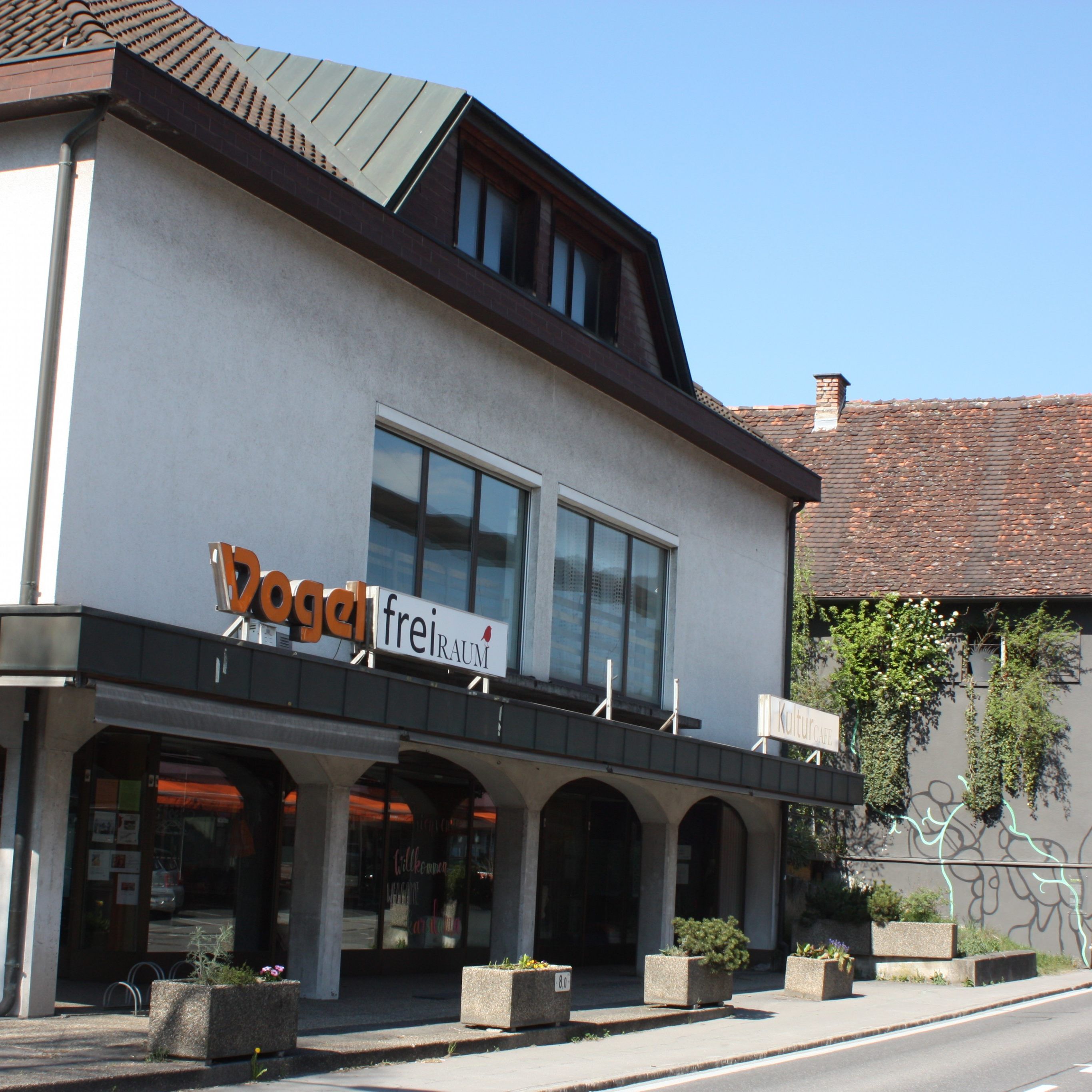 Abbruch vom ehemaligen Vogelsberger Haus bis hinaus zum Haus Abbrederis
