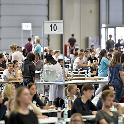 Tests nun entweder Mitte August oder erst im Herbst