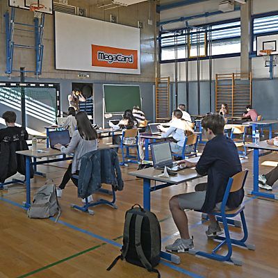 Auch im Unterricht gilt: Abstand halten