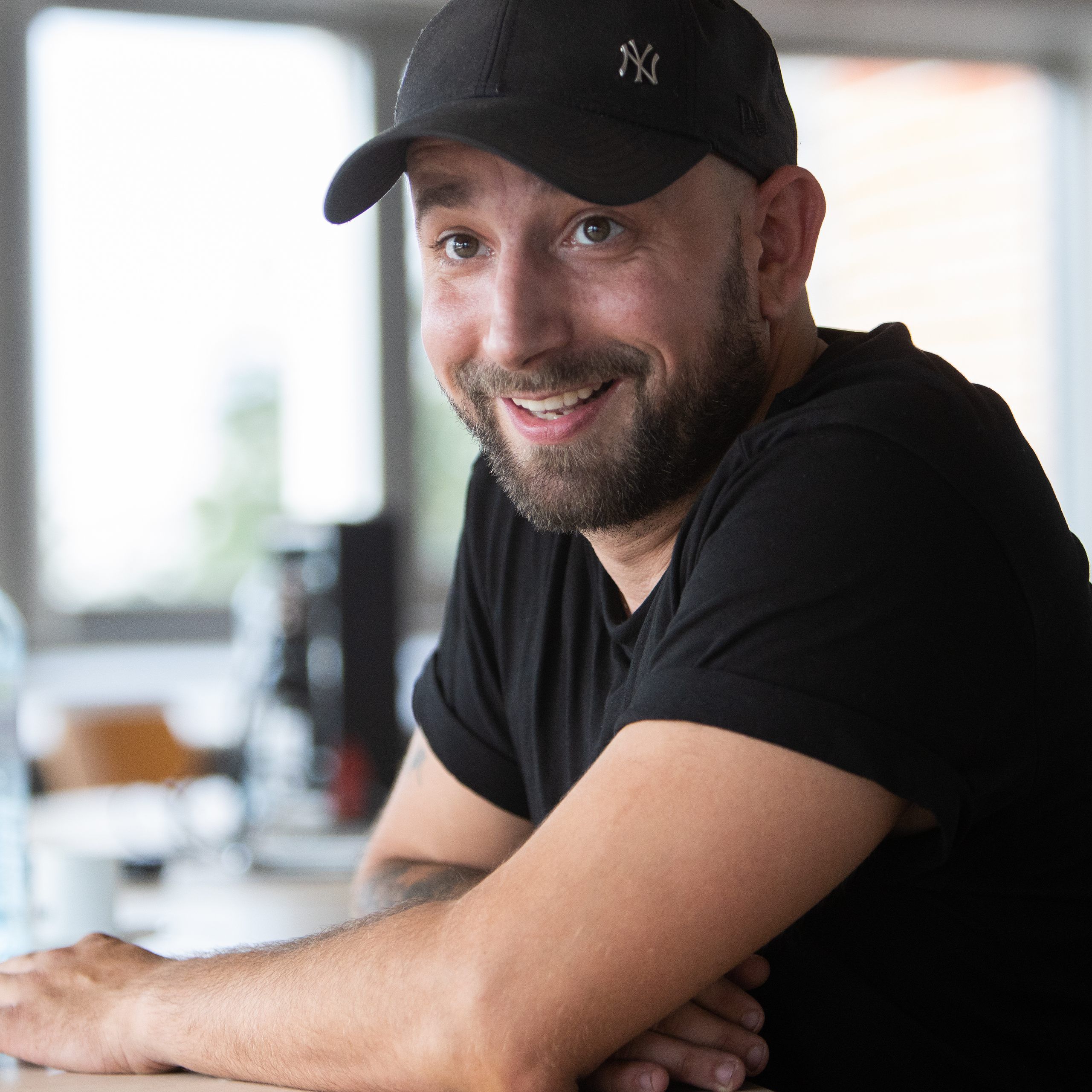 Wennst mitm Range Rover Hybrid ham kummst: Das ehemalige Auto von Christopher Seiler wird auf Willhaben angeboten