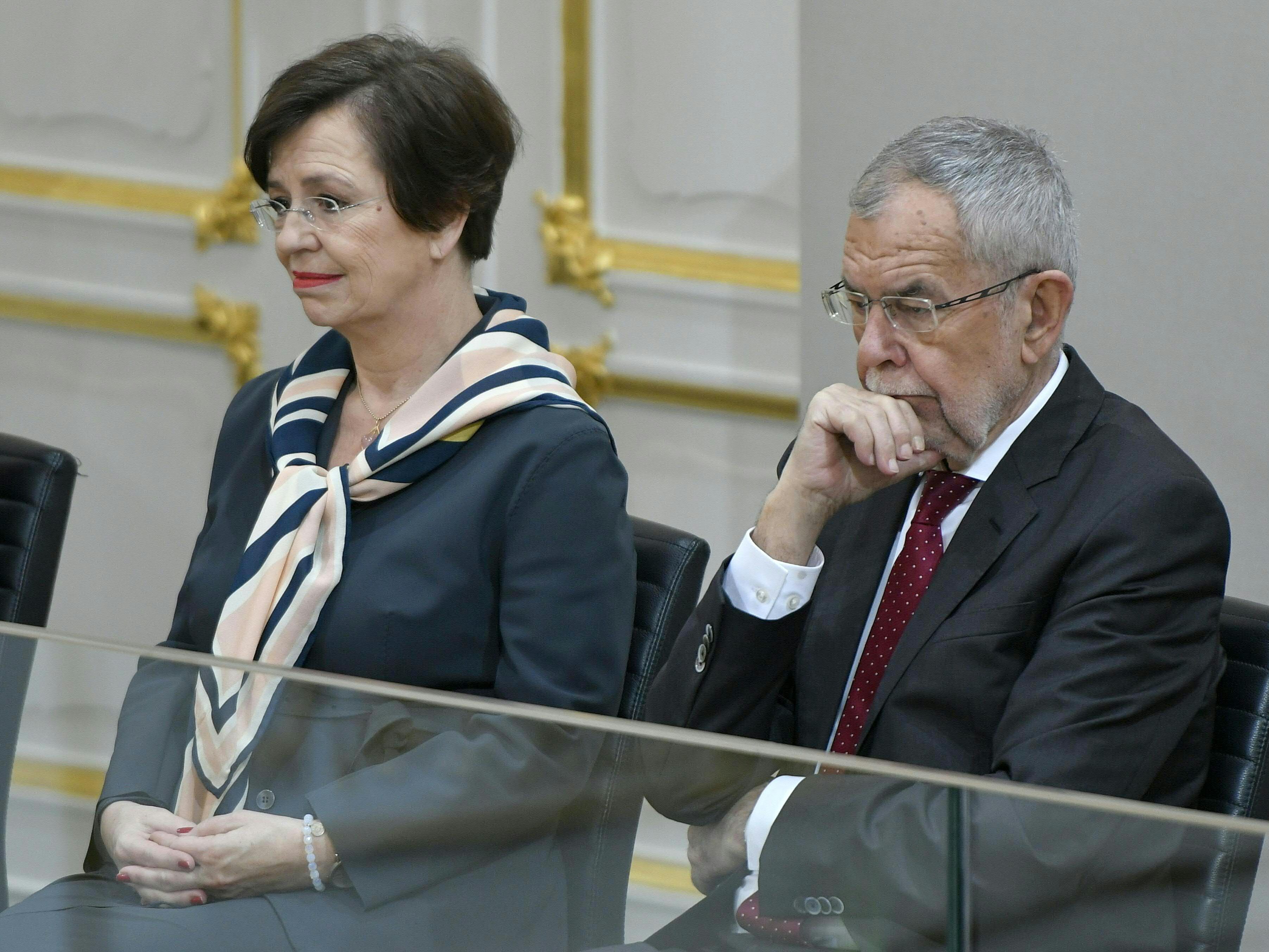 Bundespräsident Alexander Van der Bellen wurde nach der Corona-Sperrstunde in Wien erwischt. Bundespräsident Alexander Van der Bellen wurde nach der Corona-Sperrstunde in Wien erwischt.