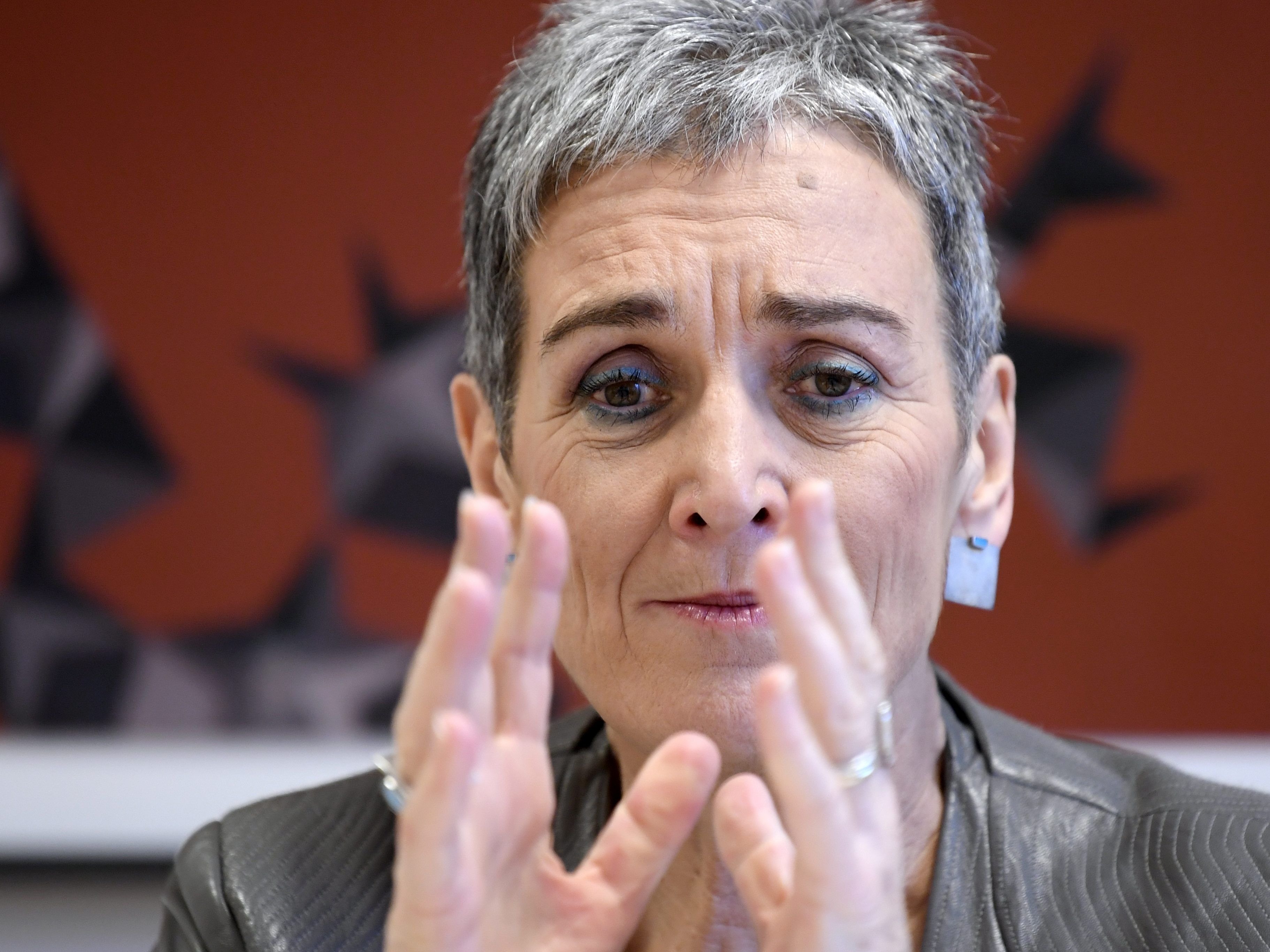 Ulrike Lunacek will "mit aller Kraft weiterkämpfen". Ulrike Lunacek will "mit aller Kraft weiterkämpfen".