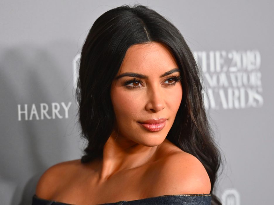 Kim Kardashian polarisiert und zieht ihr Ding durch.