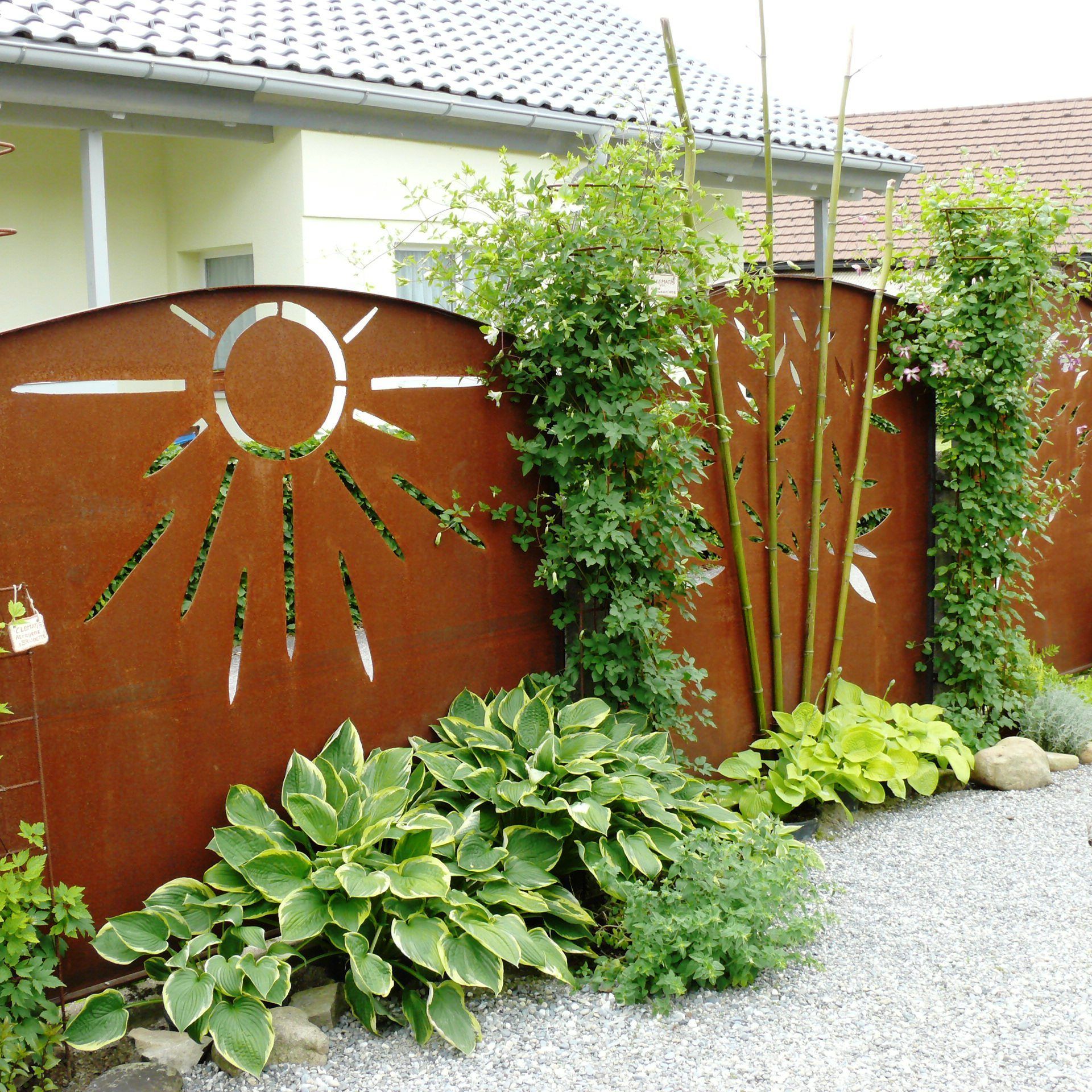 Sichtschutz für den Garten: Die besten Tipps.