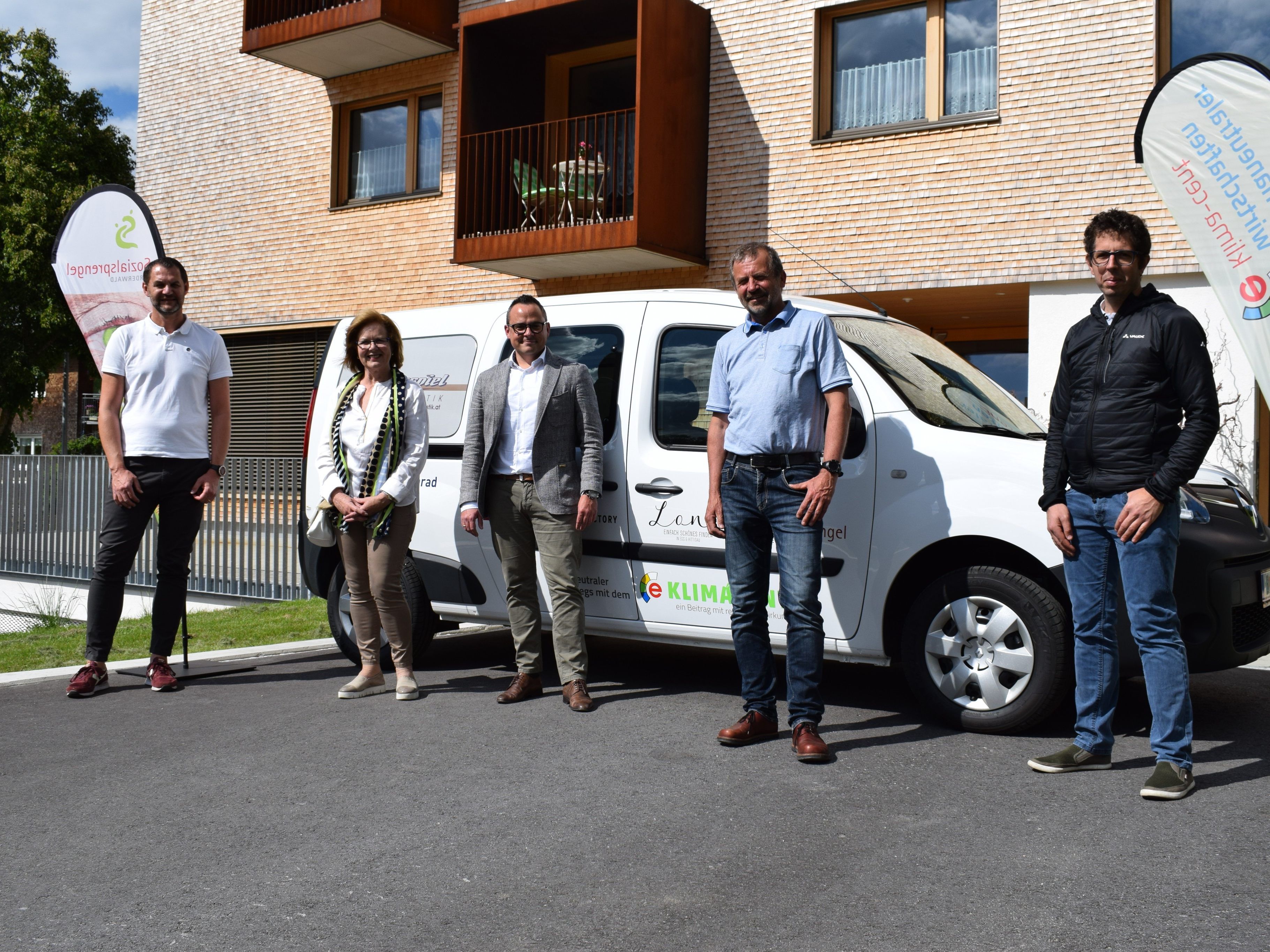 Roman Giesinger (Meusburger Georg GmbH & Co KG), Erika Hagspiel (Hagspiel Touristik), Bernd Schuster (GF Sozialsprengel Vorderwald), Johann Punzenberger (AG Erneuerbare Energie) und Christoph Marte (Renault Malin).