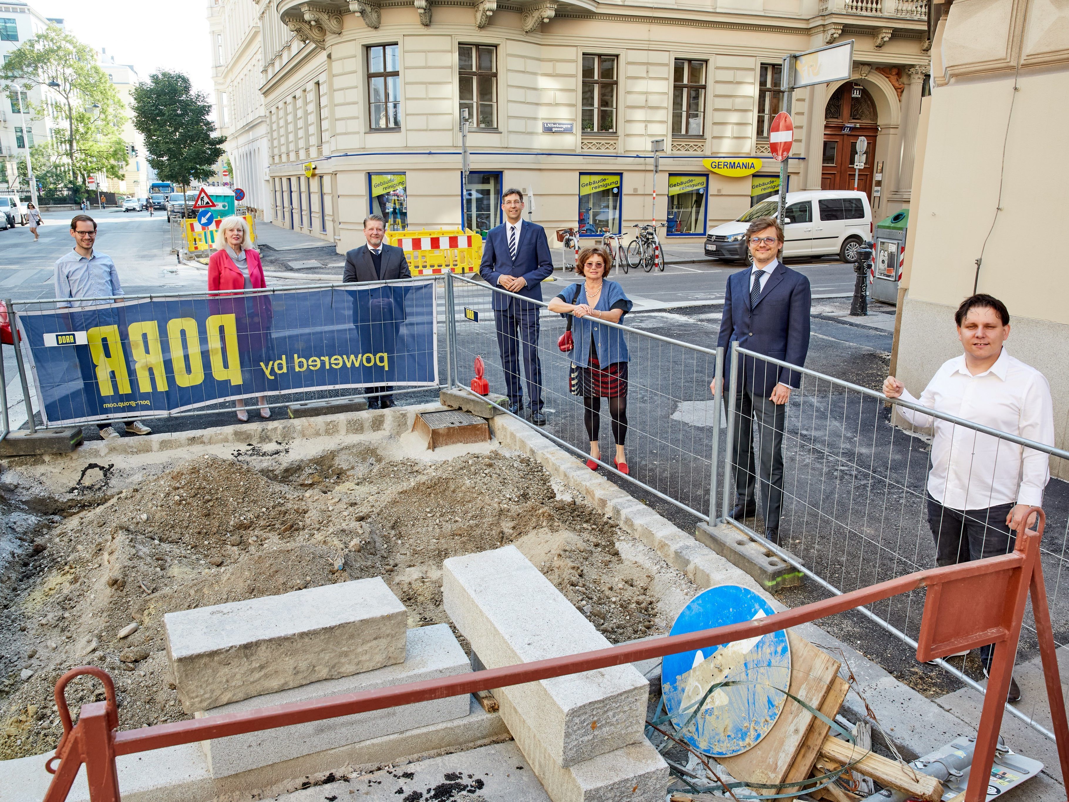 Die Arbeitsgruppe zur Klima-Offensive in der Wiener Innenstadt. Die Arbeitsgruppe zur Klima-Offensive in der Wiener Innenstadt.