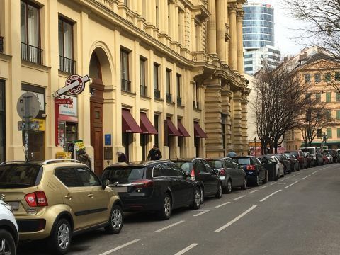 Ab Donnerstag Teile der Wiener Praterstraße für Radler reserviert.