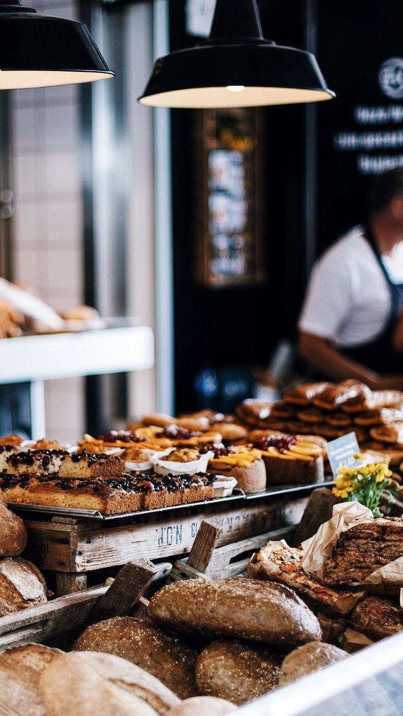 Das Personal in Wiener Backshops muss unbezahlte Mehrarbeit leisten.