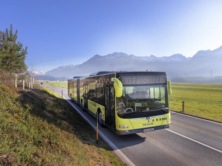 Bus und Bahn reagieren auf steigenden Kapazitätsbedarf
