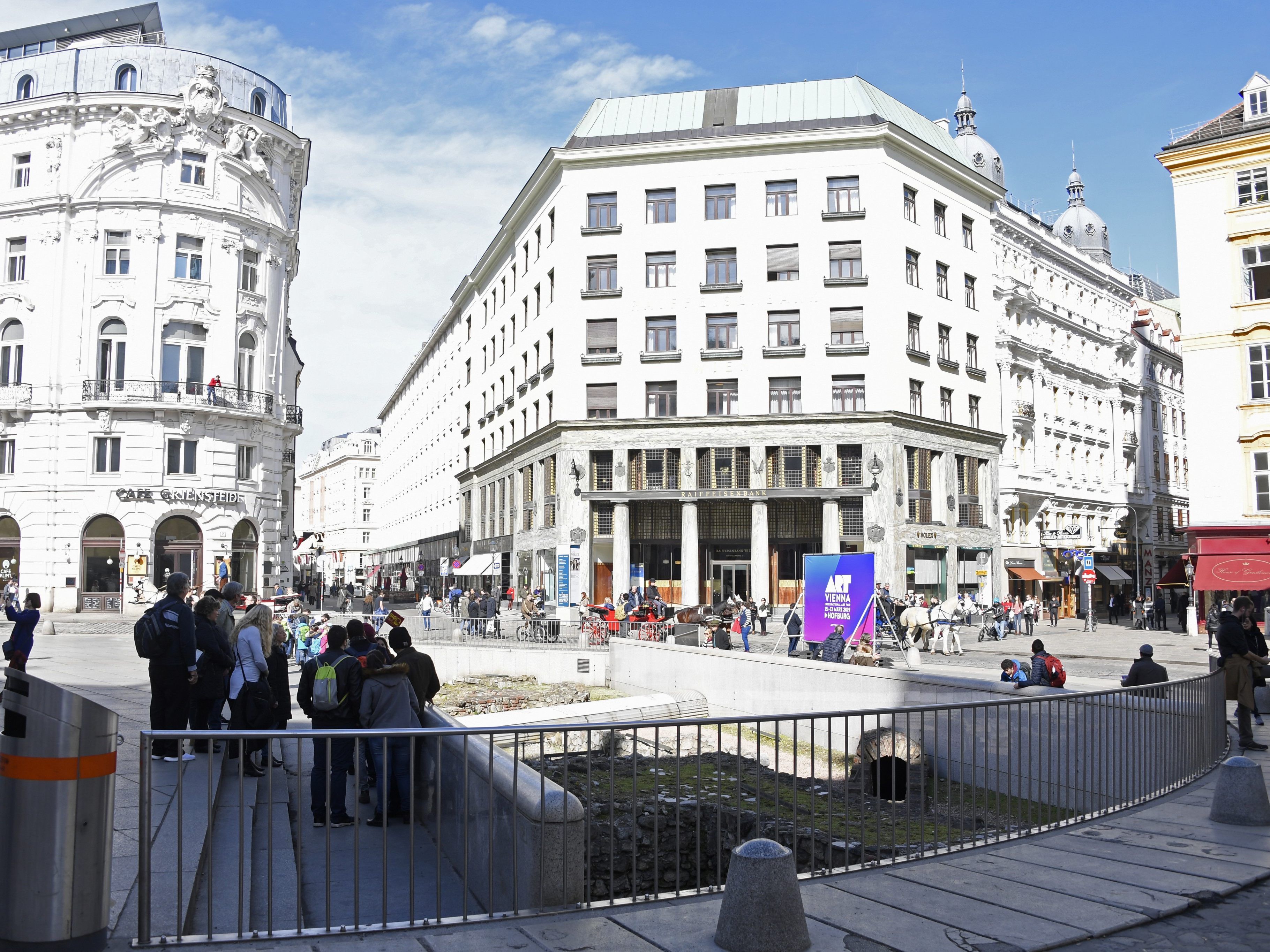 Der Michaelerplatz in Wien soll umgestaltet werden. Der Michaelerplatz in Wien soll umgestaltet werden.
