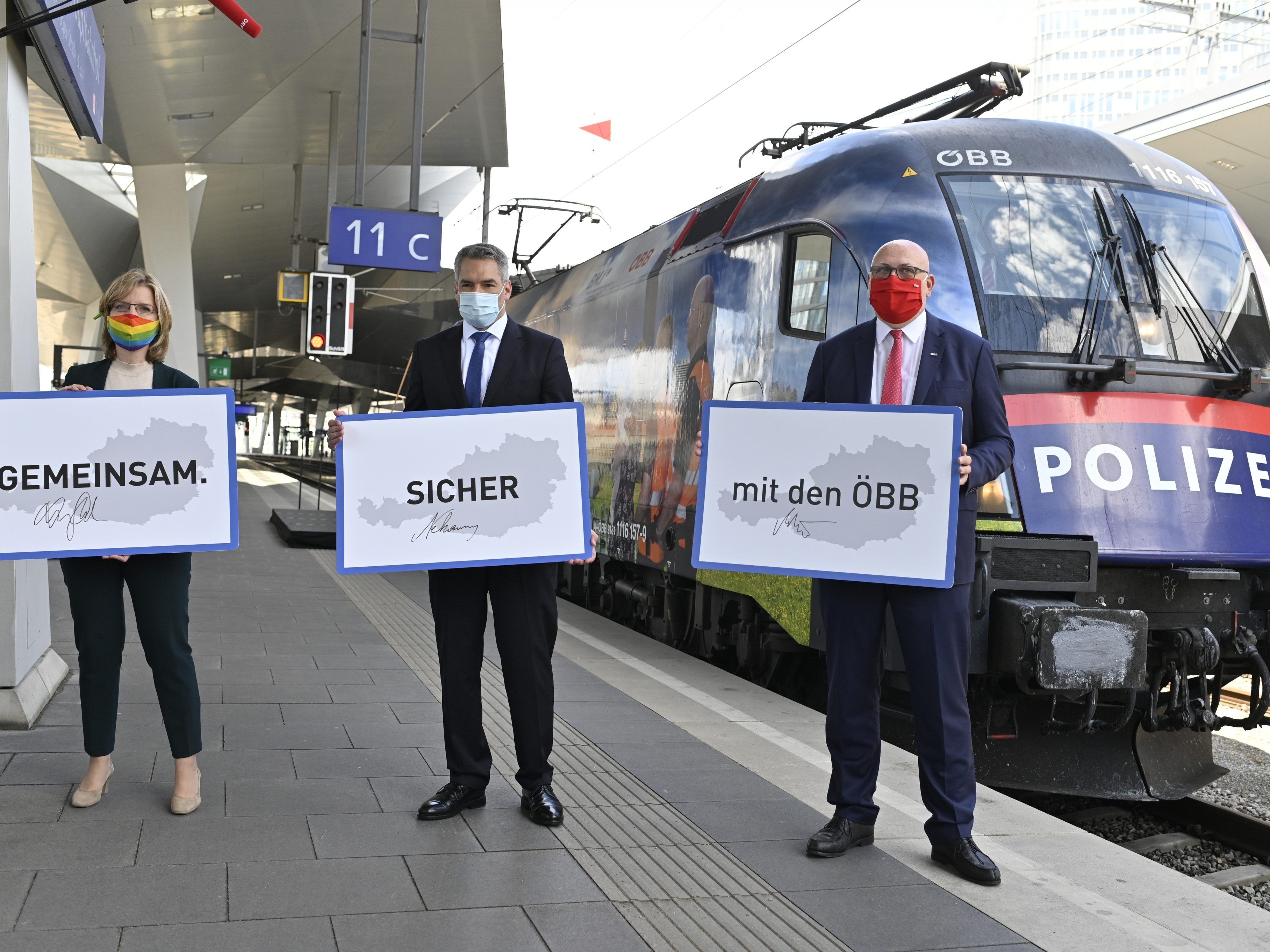 ÖBB und Polizei wollen enger zusammenarbeiten. ÖBB und Polizei wollen enger zusammenarbeiten.
