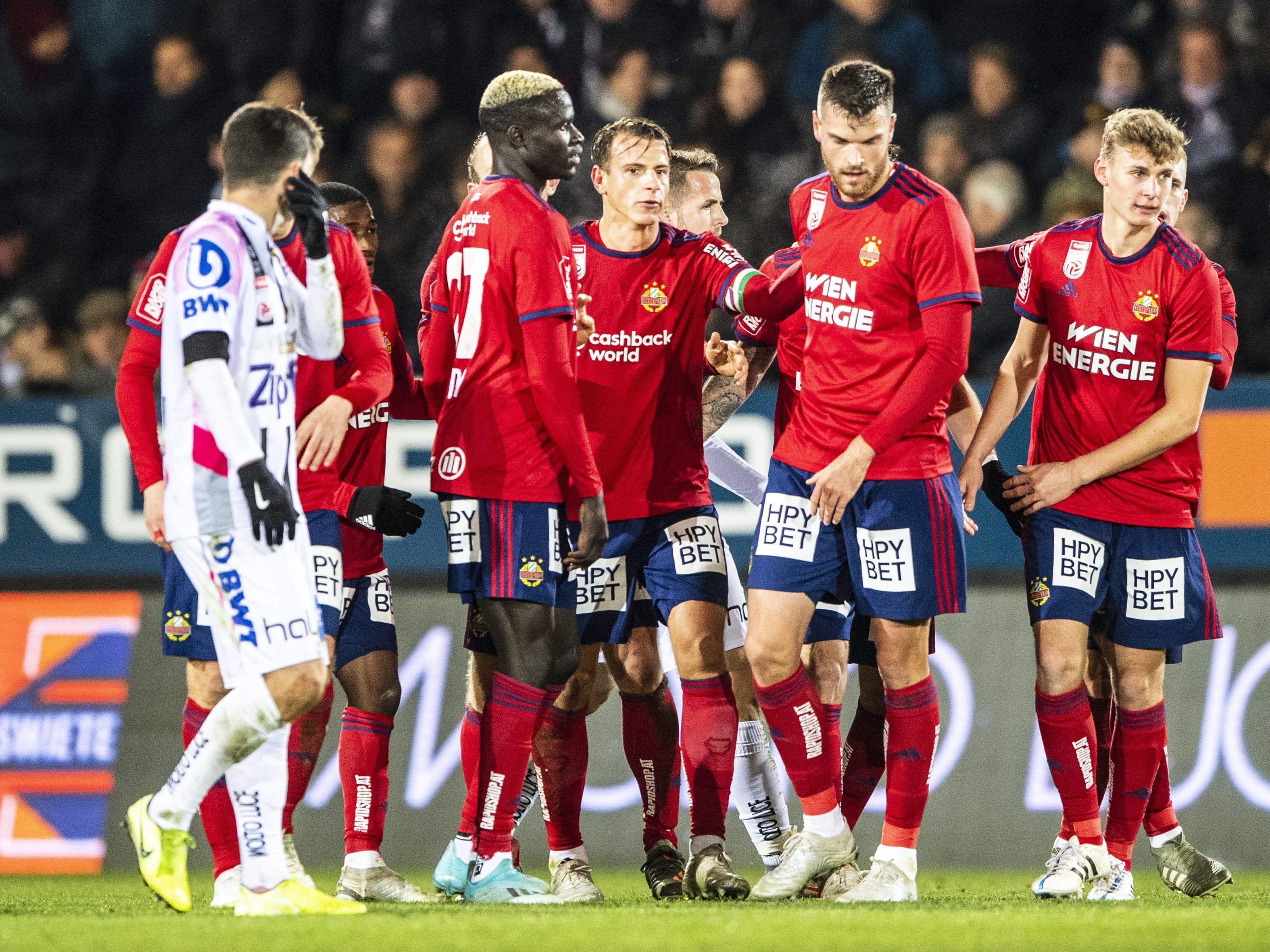 LIVE-Ticker zum Spiel LASK Linz gegen Rapid Wien ab 18.30 Uhr.