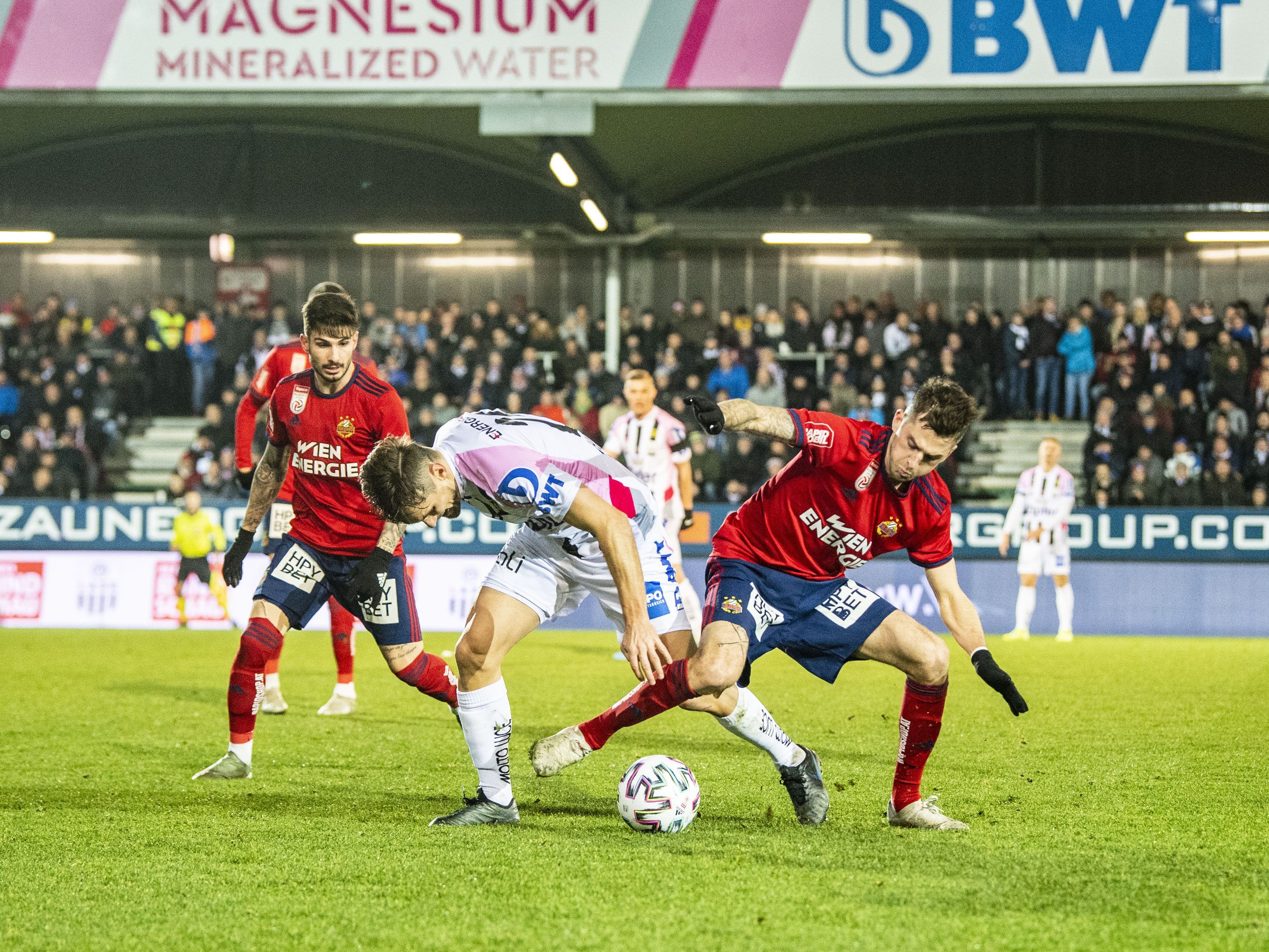 Hier sehen Sie das Match zwischen LASK Linz und Rapid Wien live.