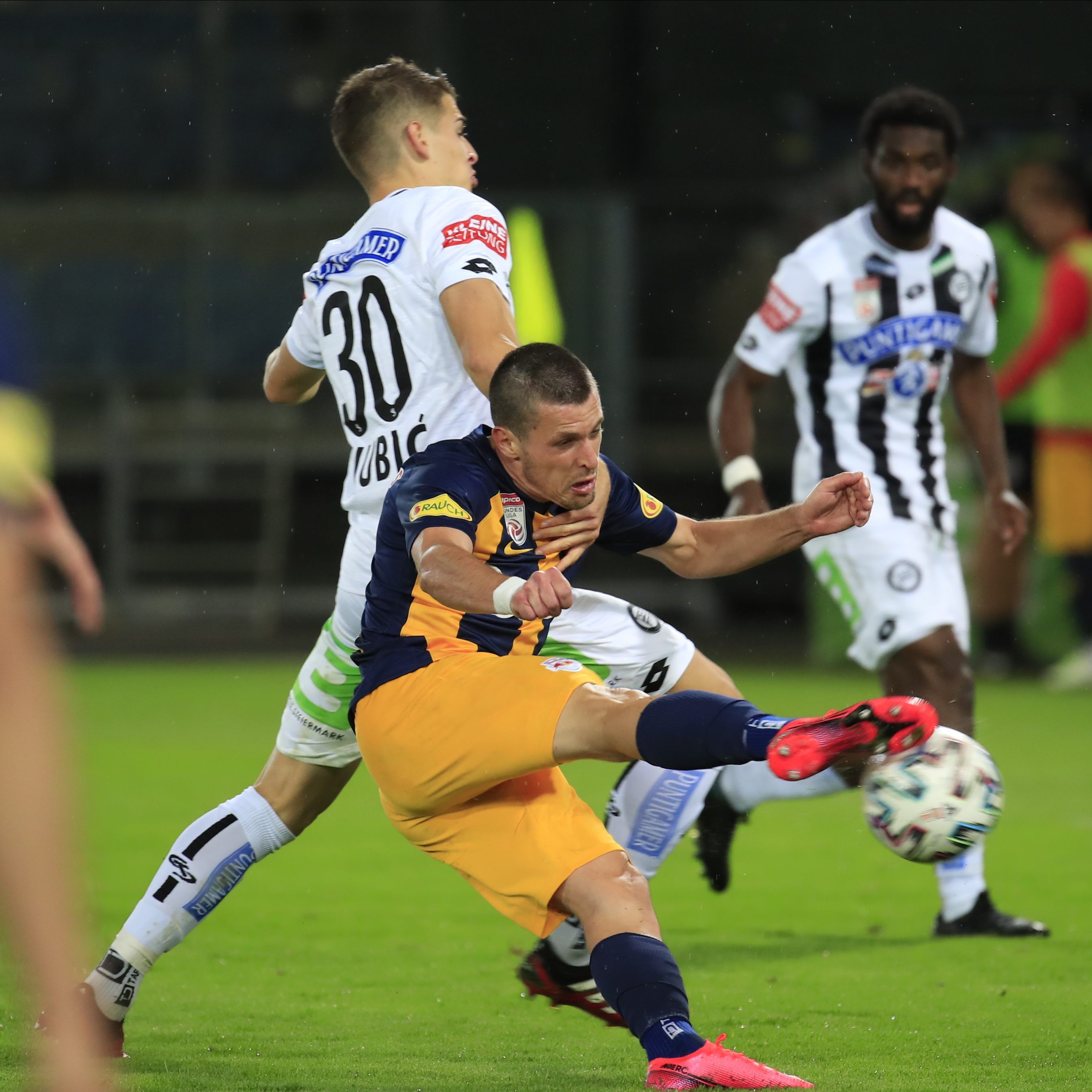 LIVE-Ticker zum Spiel LASK gegen Sturm Graz ab 20.30 Uhr.