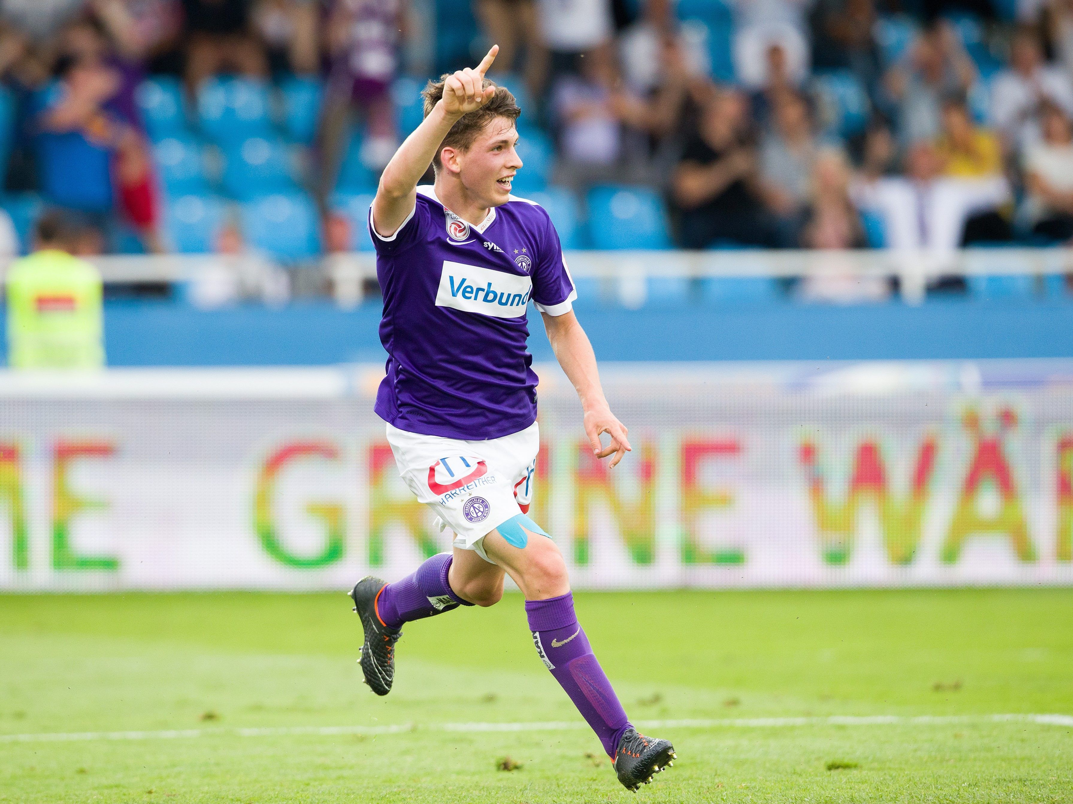 Dominik Fitz fällt voraussichtlich drei Monate aus.
