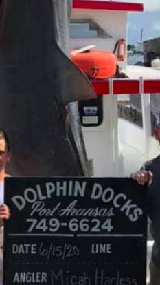 Der 13-Jährige erntete für diesen Fang einen Shitstorm.