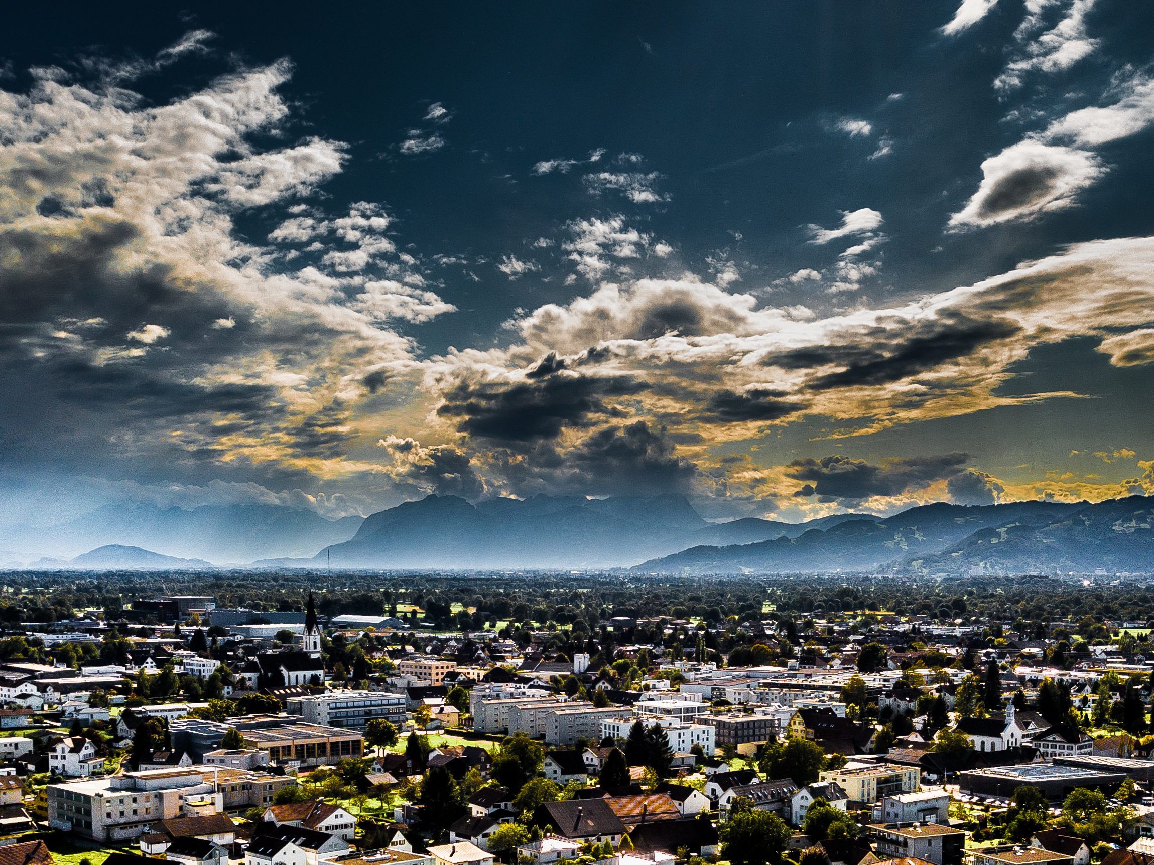 Die Kriegsopferabgabe wird in Vorarlberg schon früher abgeschafft. Die Kriegsopferabgabe wird in Vorarlberg schon früher abgeschafft.