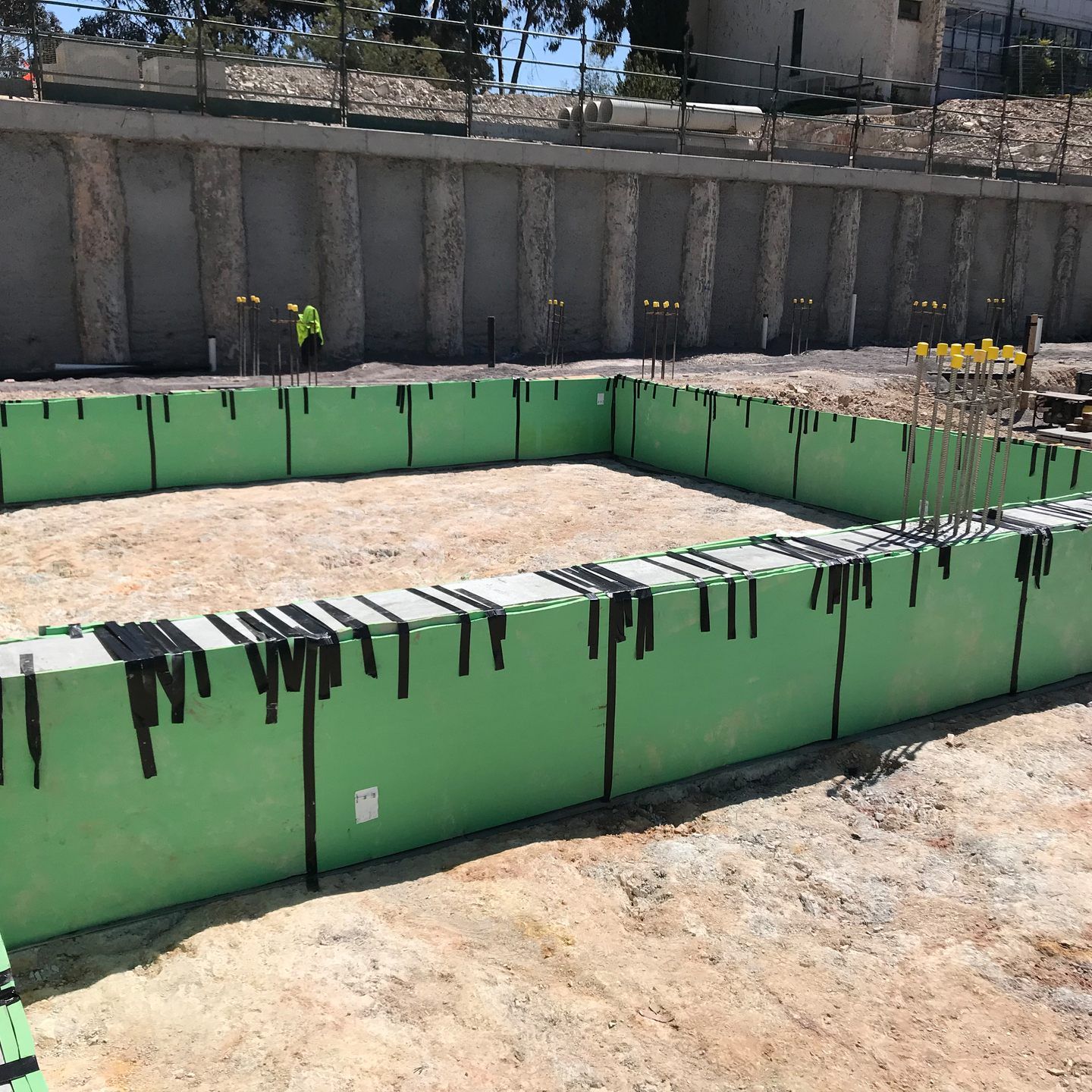 Zahlreiche Projekte, wie beispielsweise Gebäudelagerungen mit Sylomer®, wurden in Australien bereits umgesetzt.