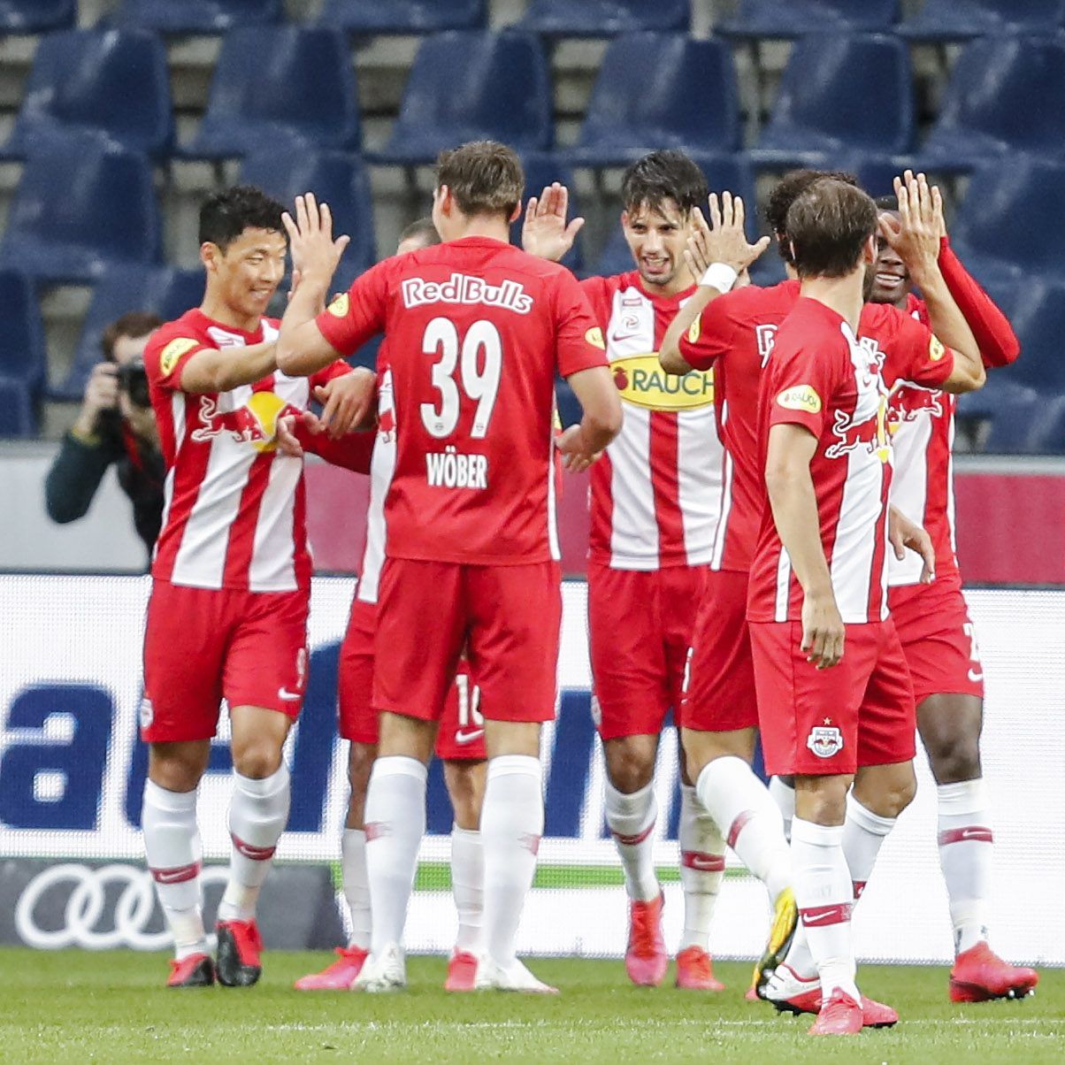 Die Roten Bullen aus Salzburg sind weiter klar auf Meisterkurs.