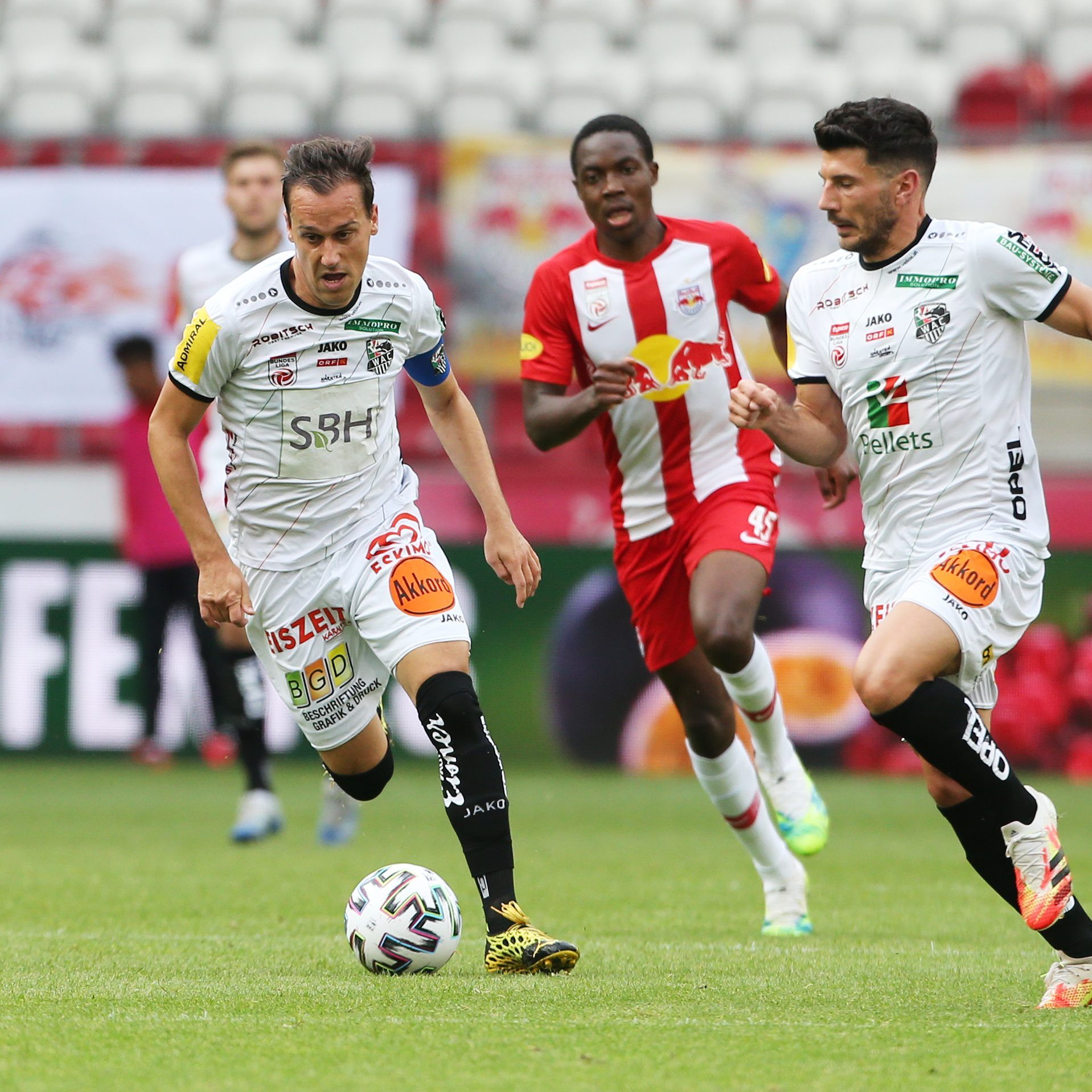 Michael Liendl (WAC) sorgte mit seine 2:2 für den späten Ausgleich.