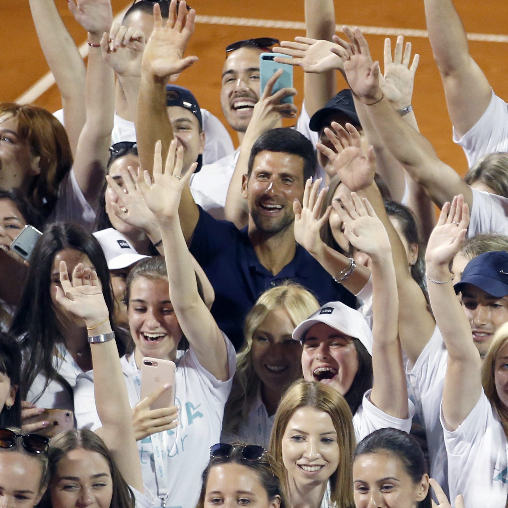 Abstand halten auf der Adria Tour- Fehlanzeige