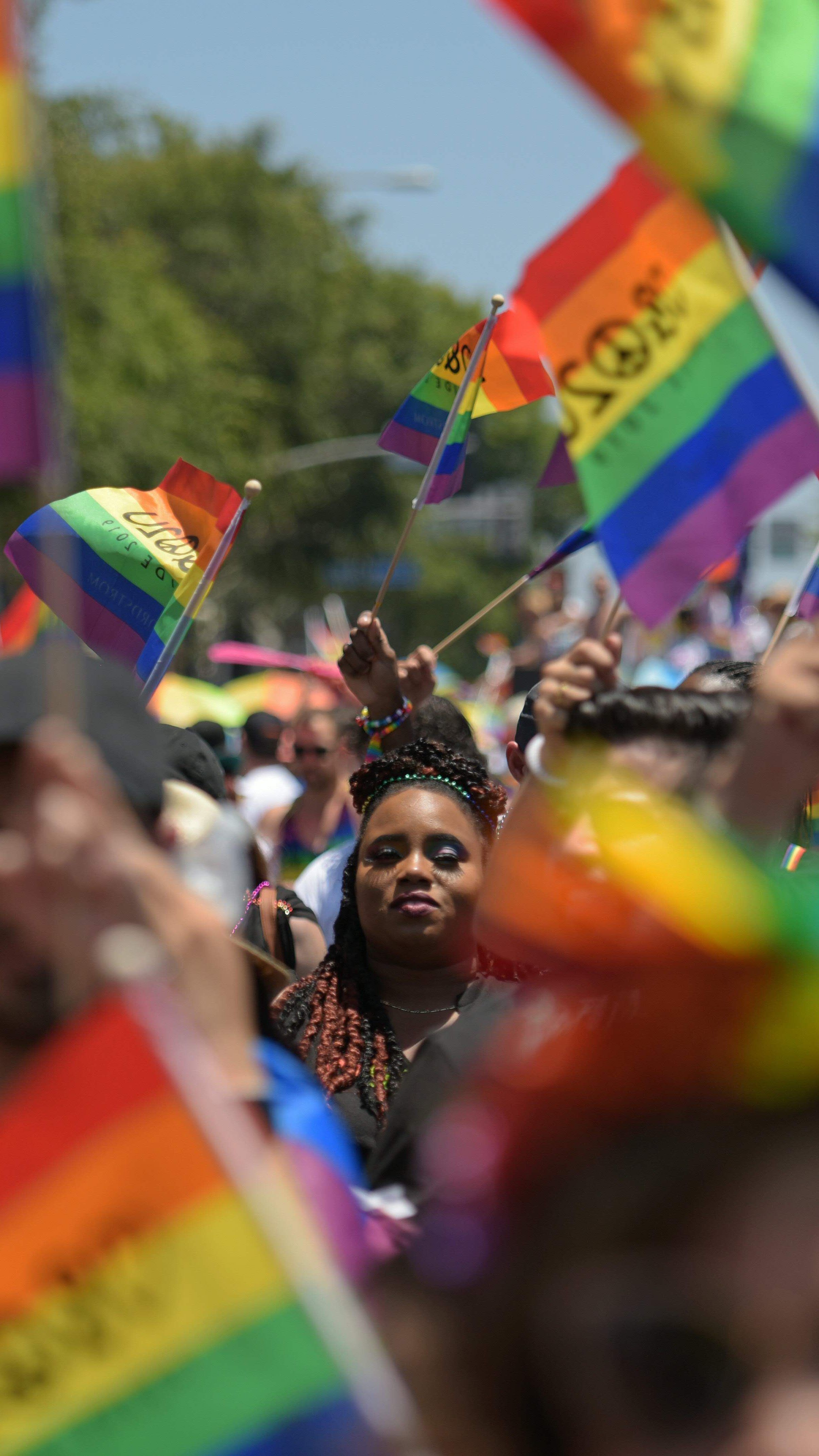 LGBTQ-Personen werden nicht nur am Arbeitsplatz benachteiligt.
