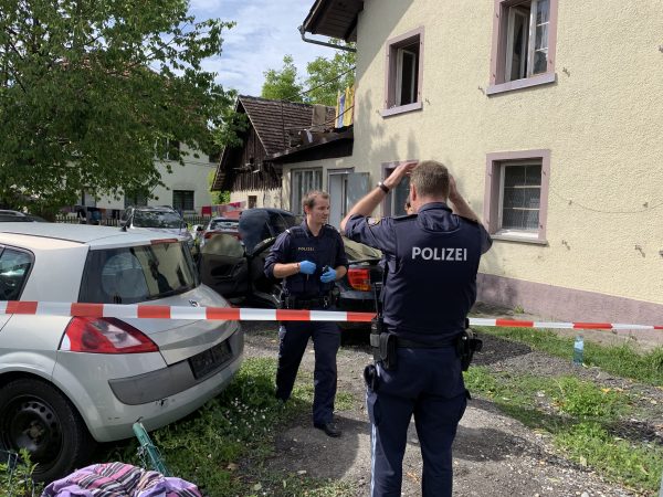 Im Auto gezündelt - Vater eilte seinem Kind (3) zu Hilfe