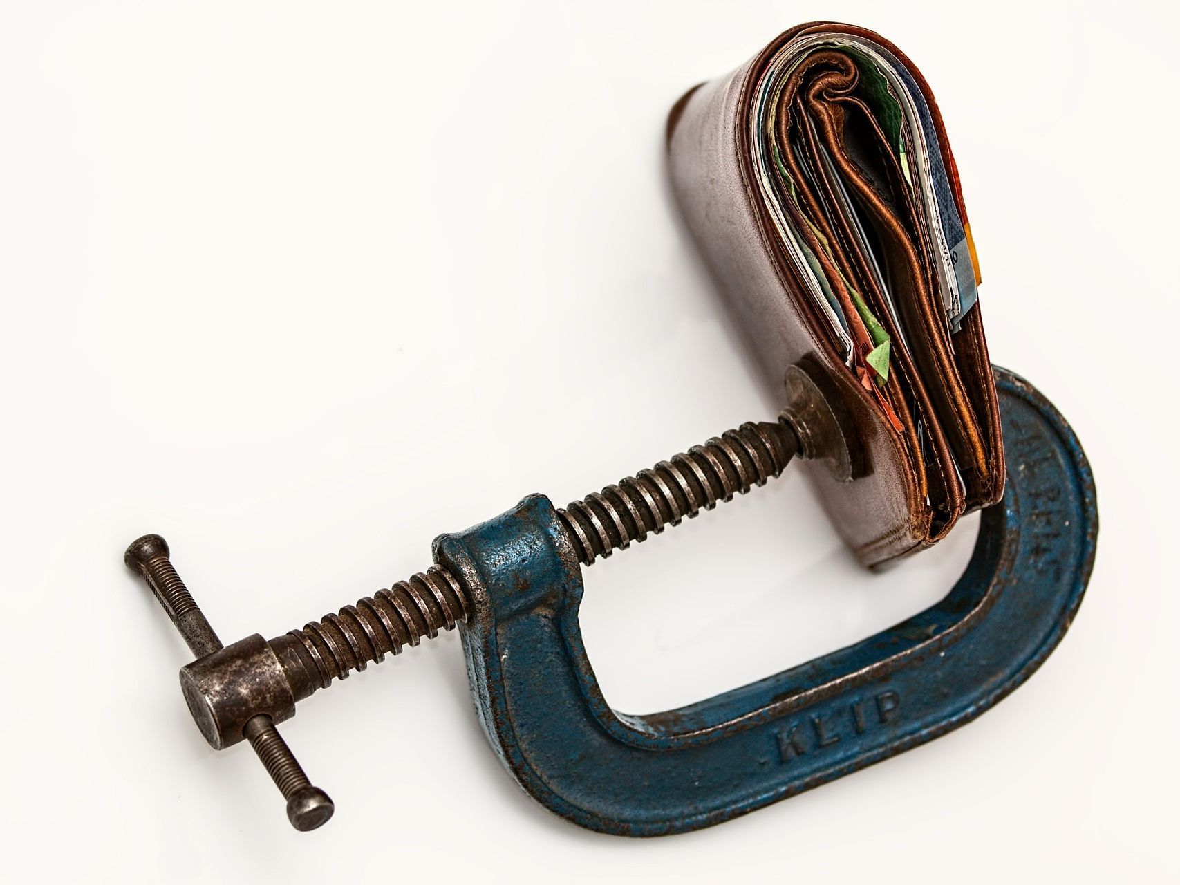 Der Preisrutsch bei Treibstoffen ließ Inflation im Mai auf 0,7 % sacken.