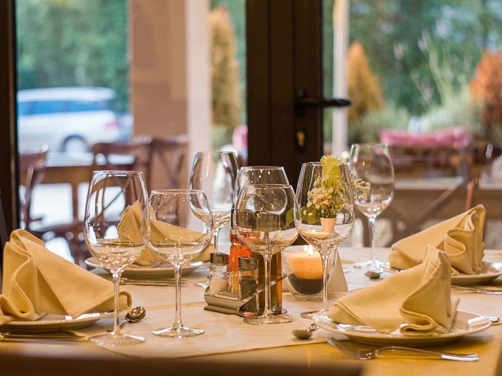 Das delinski Summer Festival bringt die Gäste zurück zu Tisch Das delinski Summer Festival bringt die Gäste zurück zu Tisch