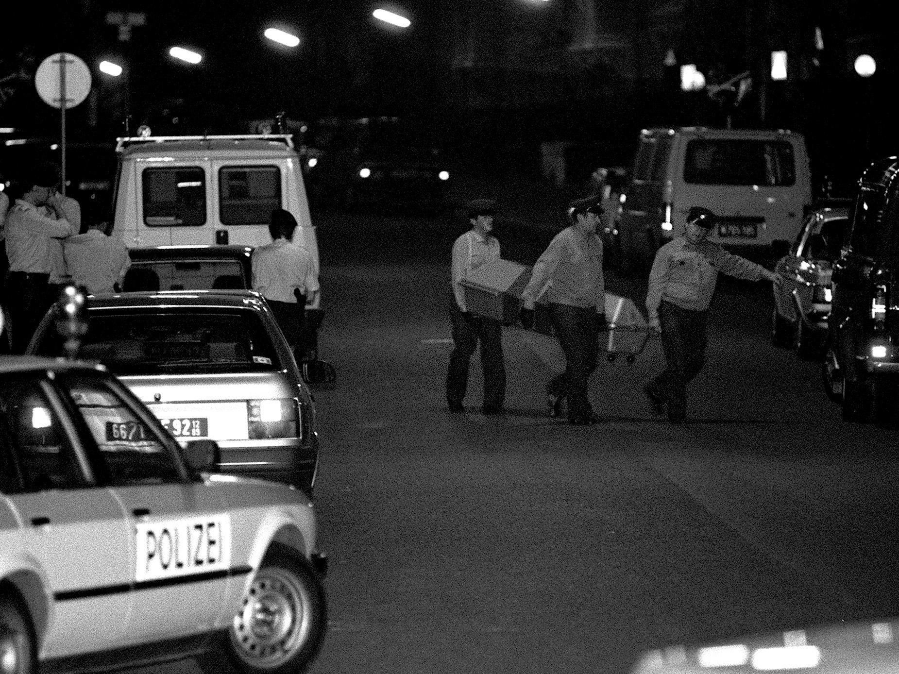 Am Tatort in Wien-Landstraße im Jahr 1989. Am Tatort in Wien-Landstraße im Jahr 1989.