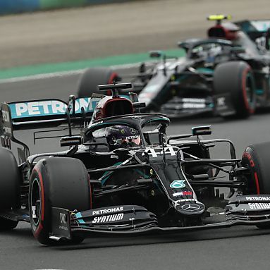 Hamilton holte sich vor Teamkollegen Bottas die Pole Position