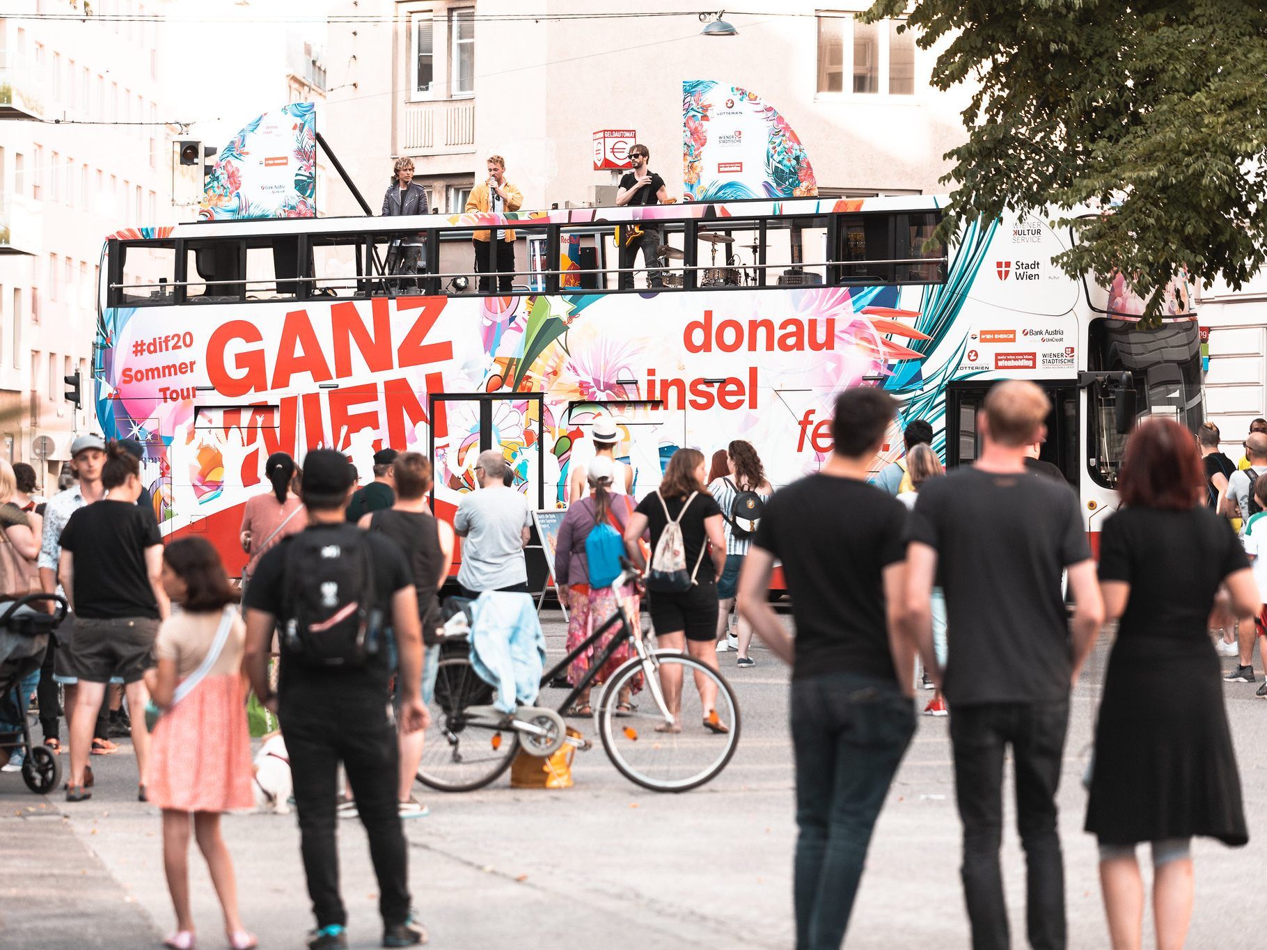 Der #dif20 Tourbus ist auch in der kommenden Woche in ganz Wien unterwegs.