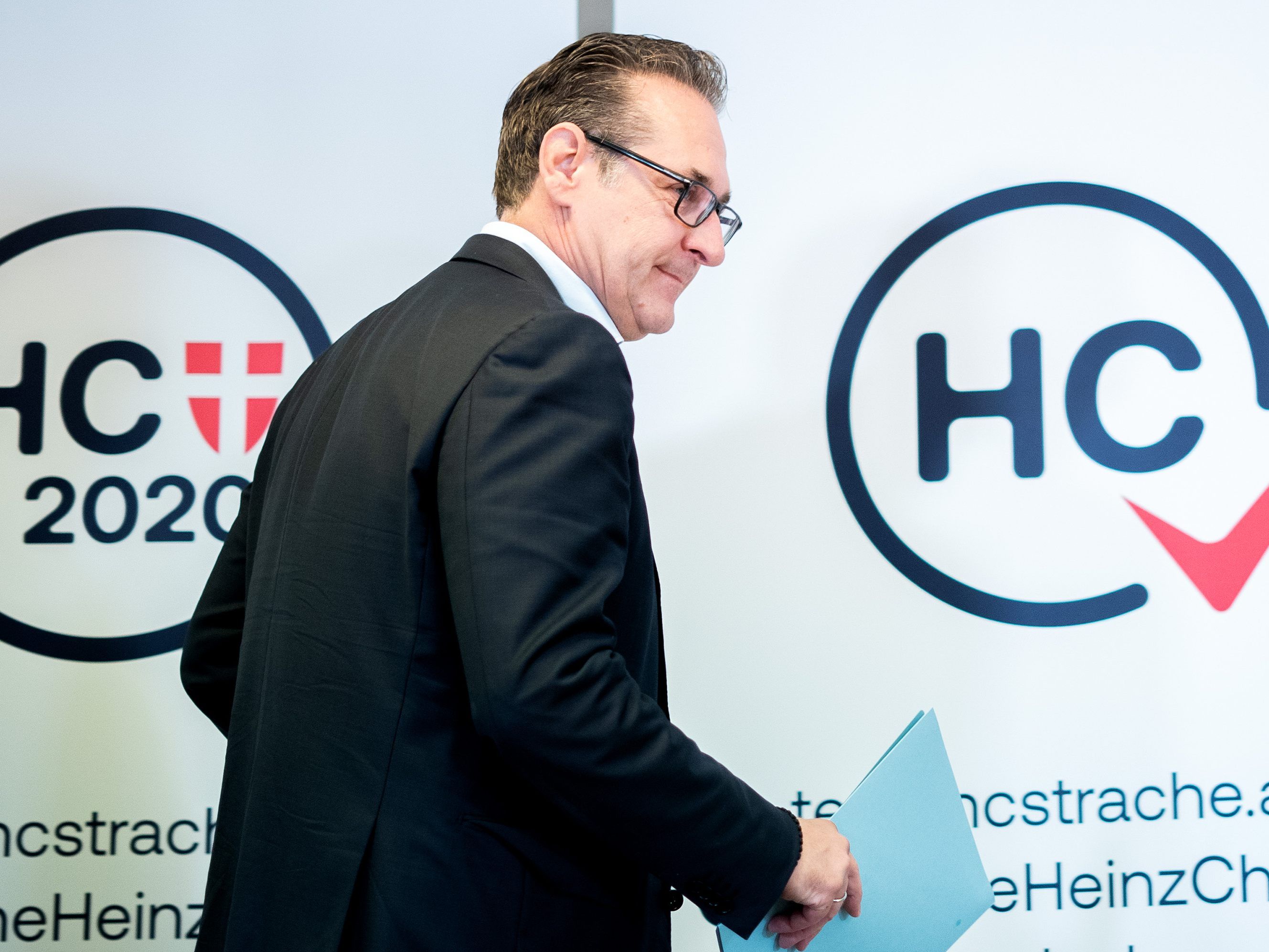 Ein weiterer FPÖ-Gemeinderat wechselt zum Team Strache. Ein weiterer FPÖ-Gemeinderat wechselt zum Team Strache.