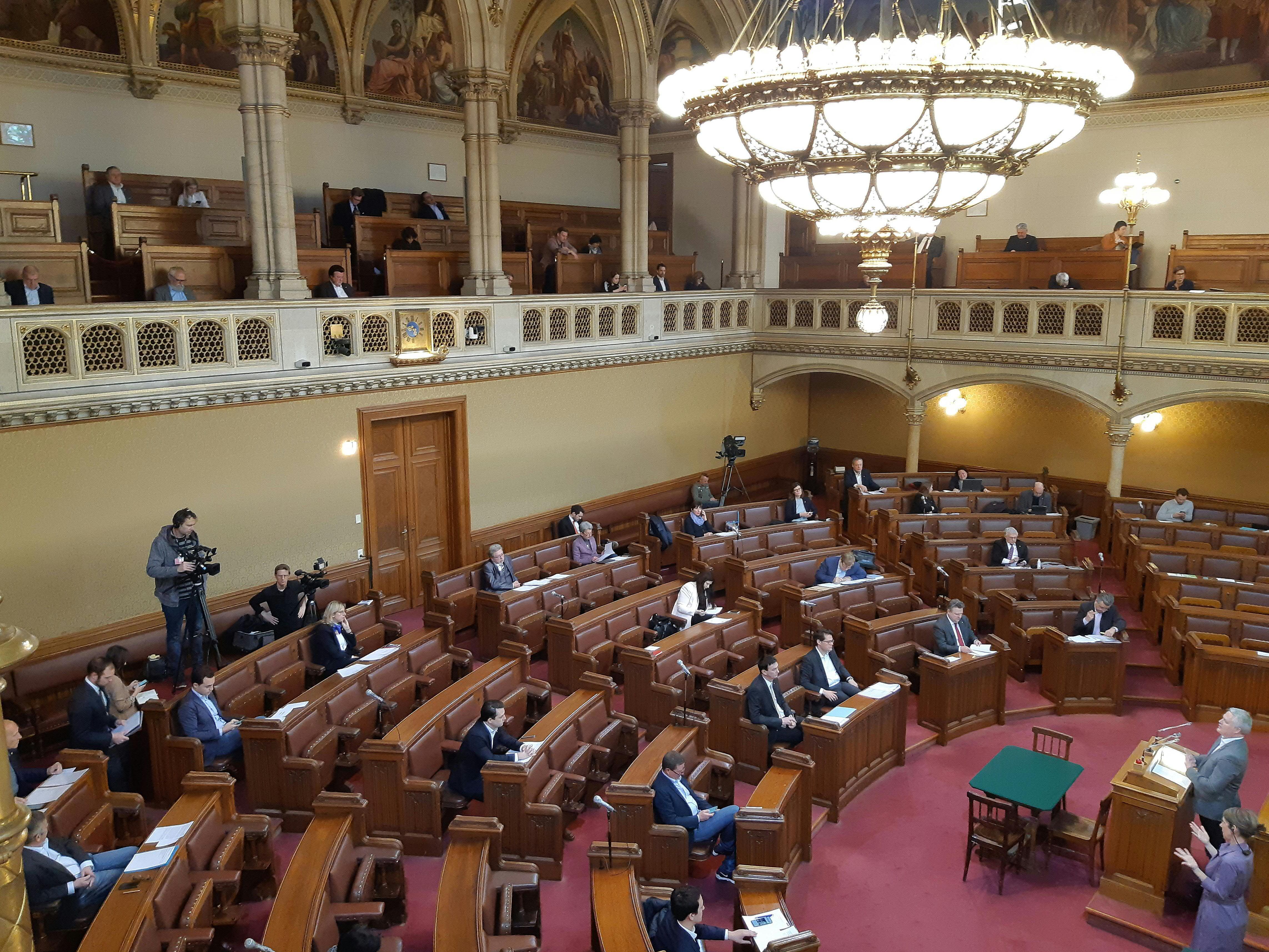 Auf Antrag der ÖVP findet eine Sondersitzung im Wiener Gemeinderat statt. Auf Antrag der ÖVP findet eine Sondersitzung im Wiener Gemeinderat statt.