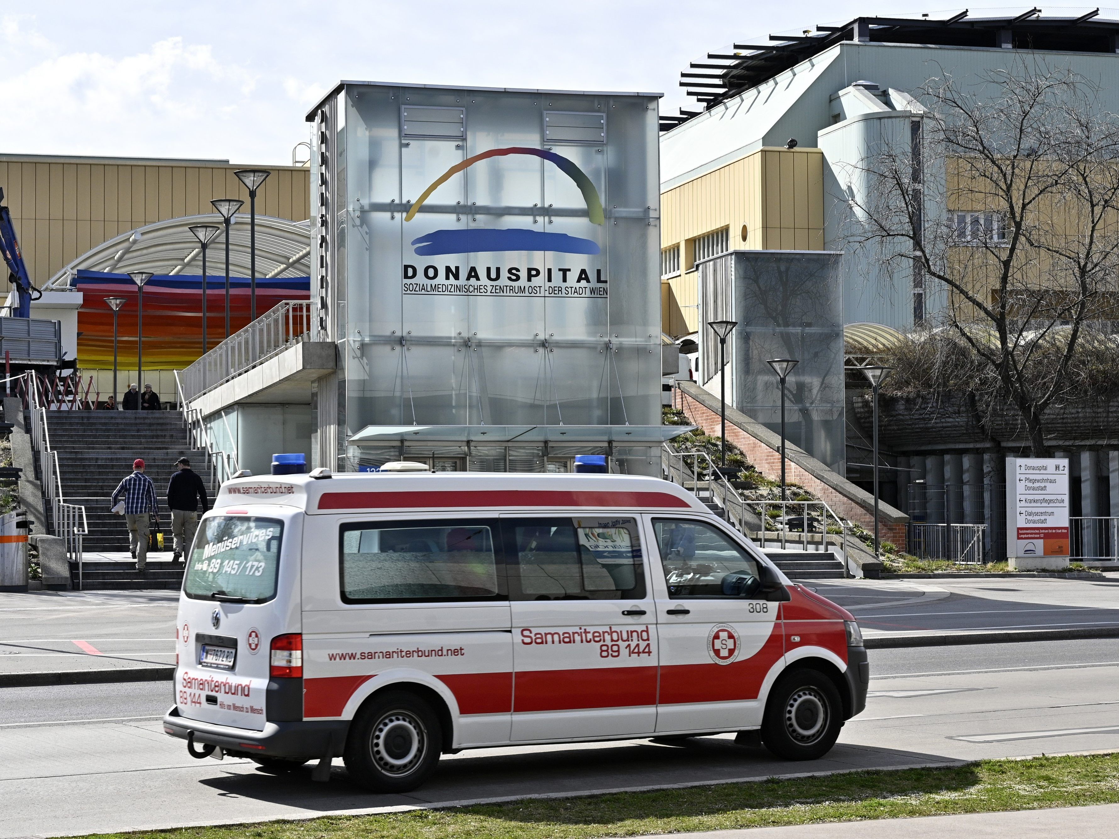 Die Ehefrau des Opfers brachte den Wiener Stunden nach der Attacke ins SMZ Ost. Die Ehefrau des Opfers brachte den Wiener Stunden nach der Attacke ins SMZ Ost.