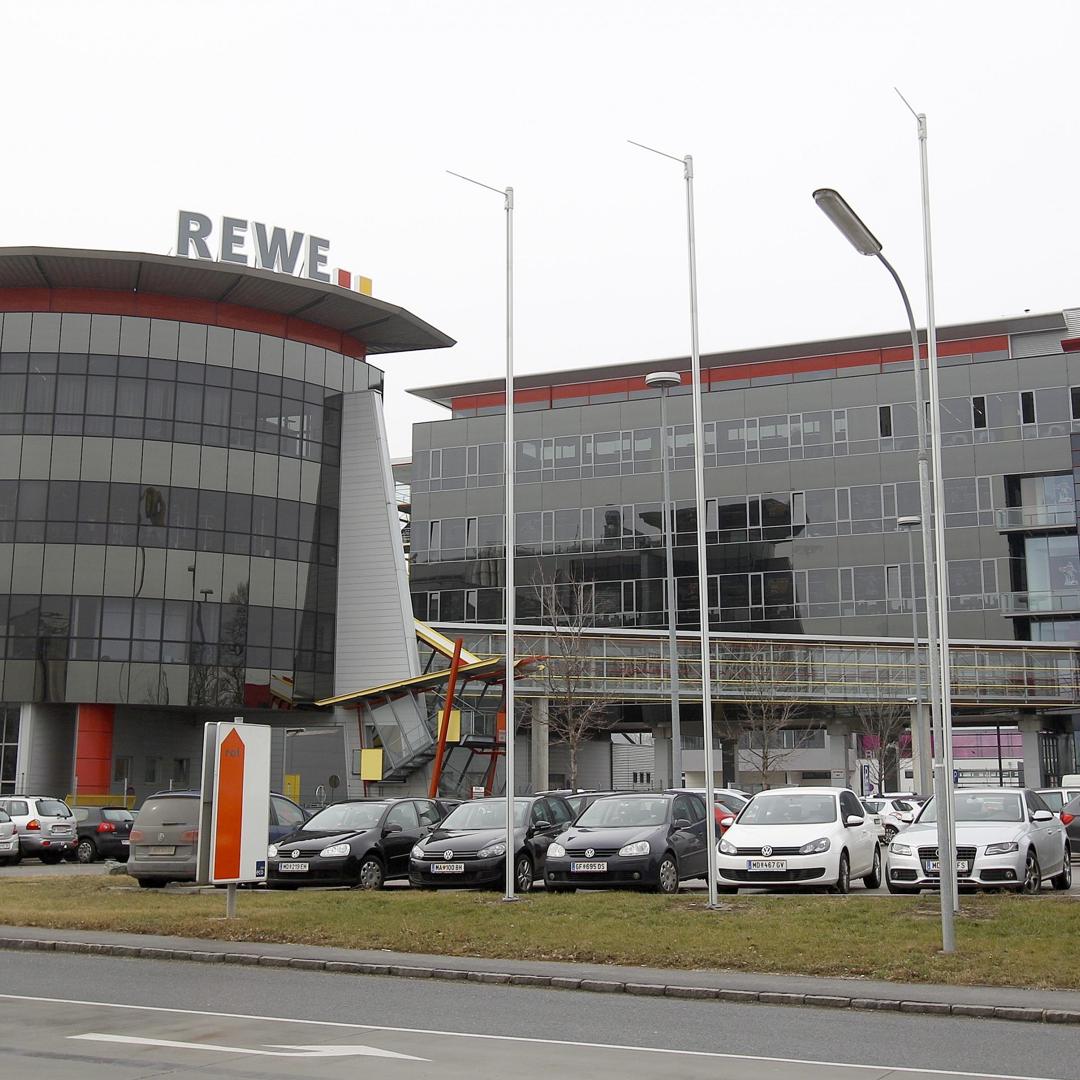 Neue Zentralorganisation heißt Billa Merkur Österreich.