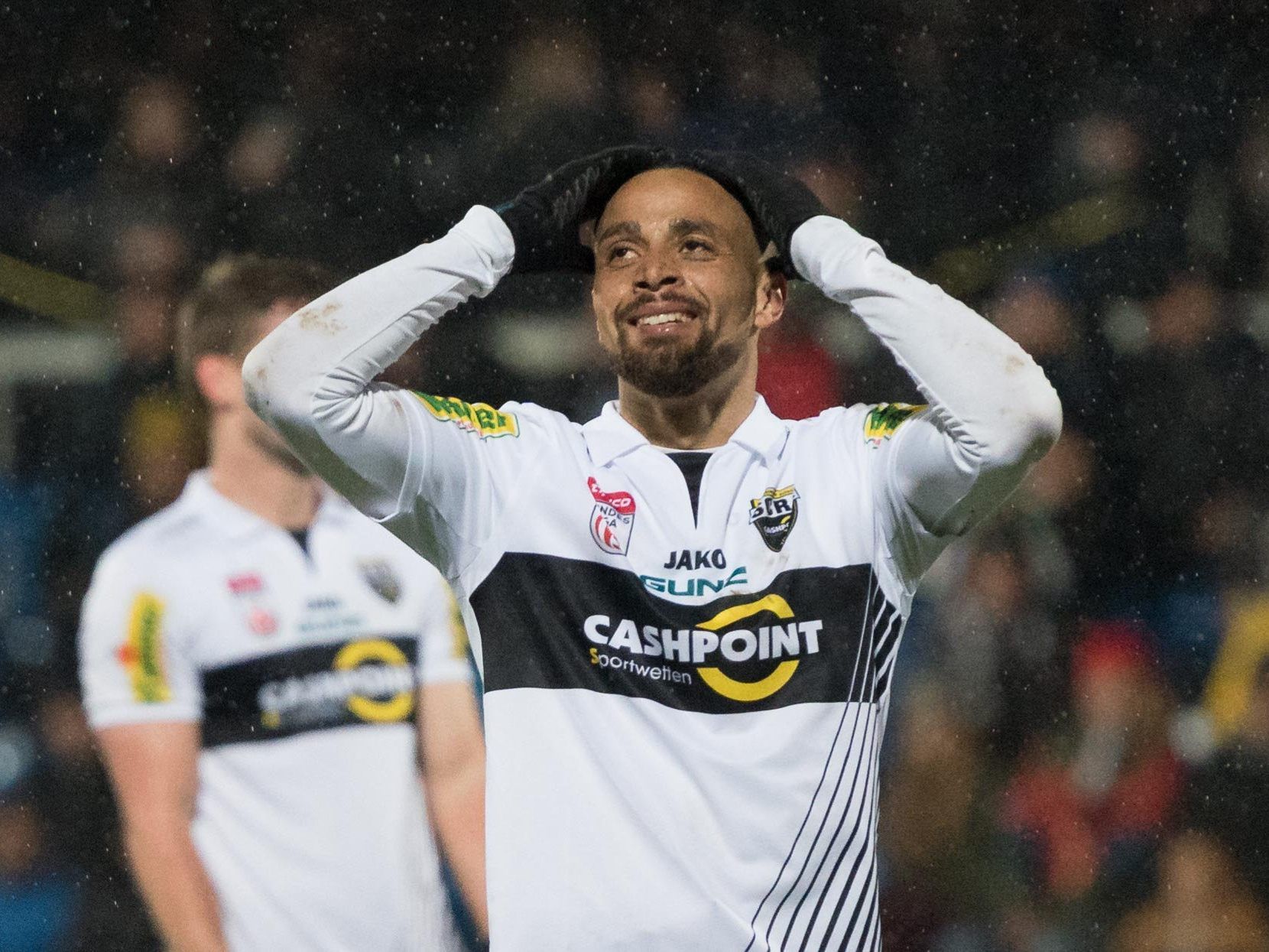 Nach knapp einem Jahr verlässt Sam den Verein Nach knapp einem Jahr verlässt Sam den Verein