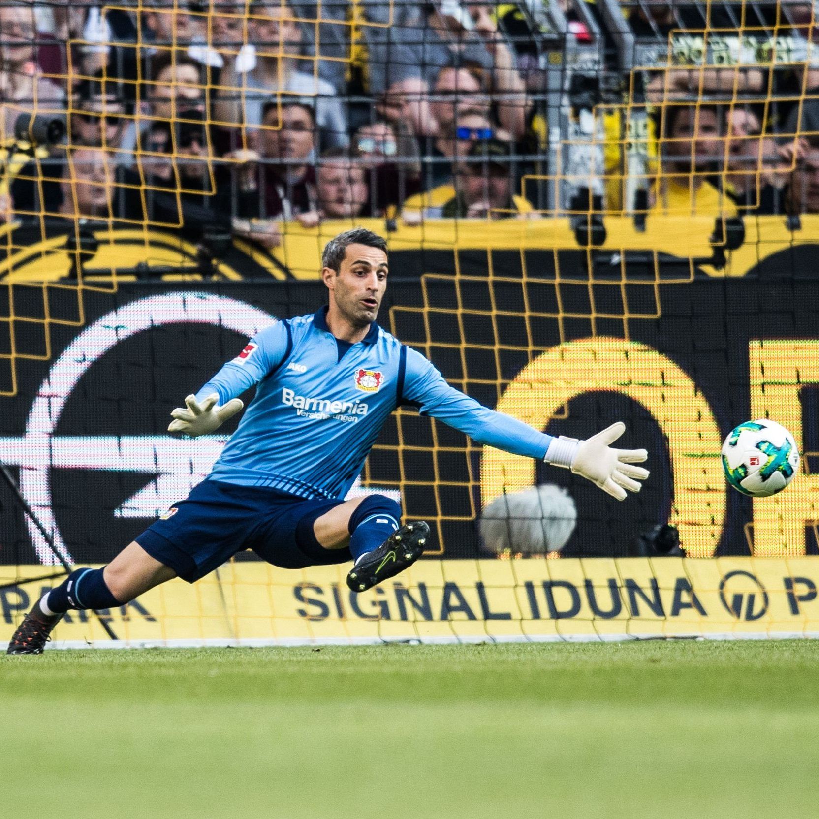 Acht Pflichtmatches für Leverkusen