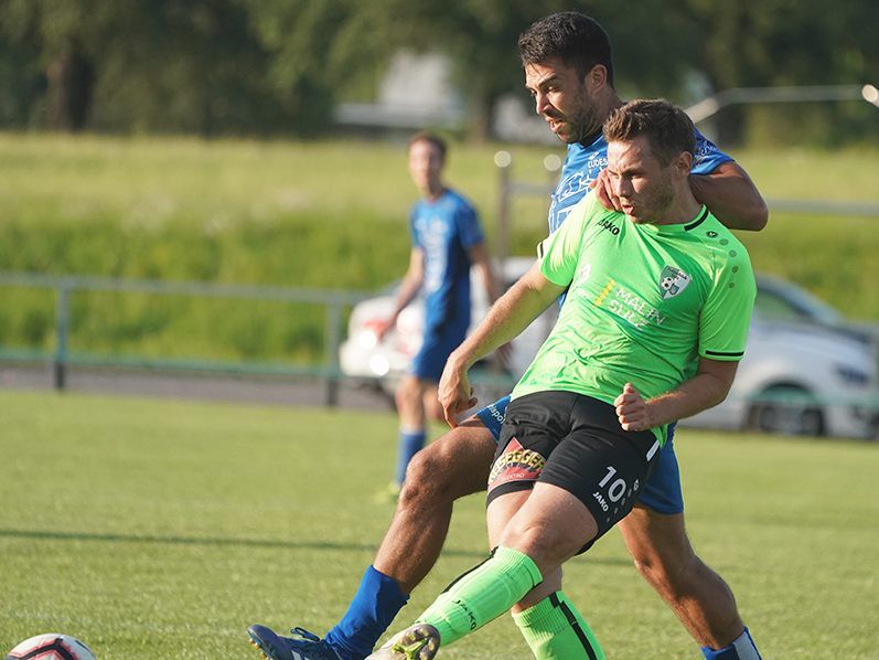 Pascal Rederer im Zweikampf