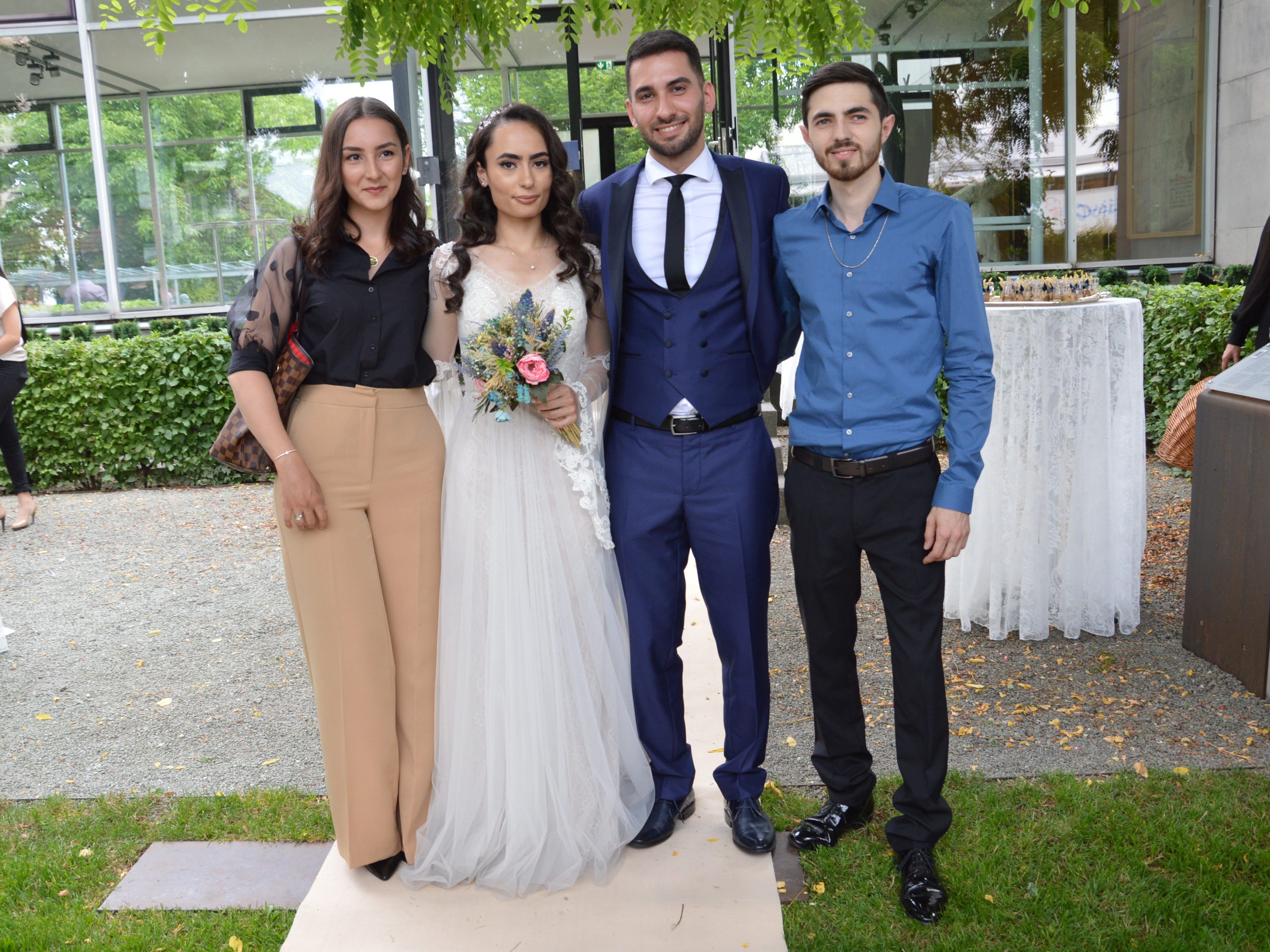 Raziye Topucar und Mehmet Isikli haben geheiratet.