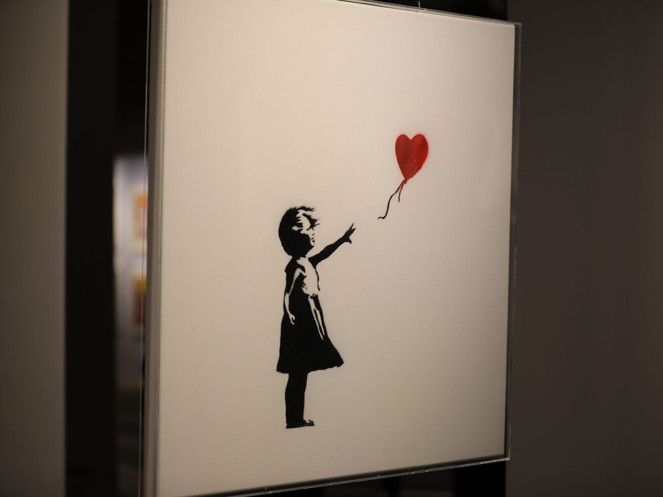 "Girl with Balloon" und über 100 weitere Highlights aus dem Schaffen von Banksy erwarten die Besucher in Wien "Girl with Balloon" und über 100 weitere Highlights aus dem Schaffen von Banksy erwarten die Besucher in Wien